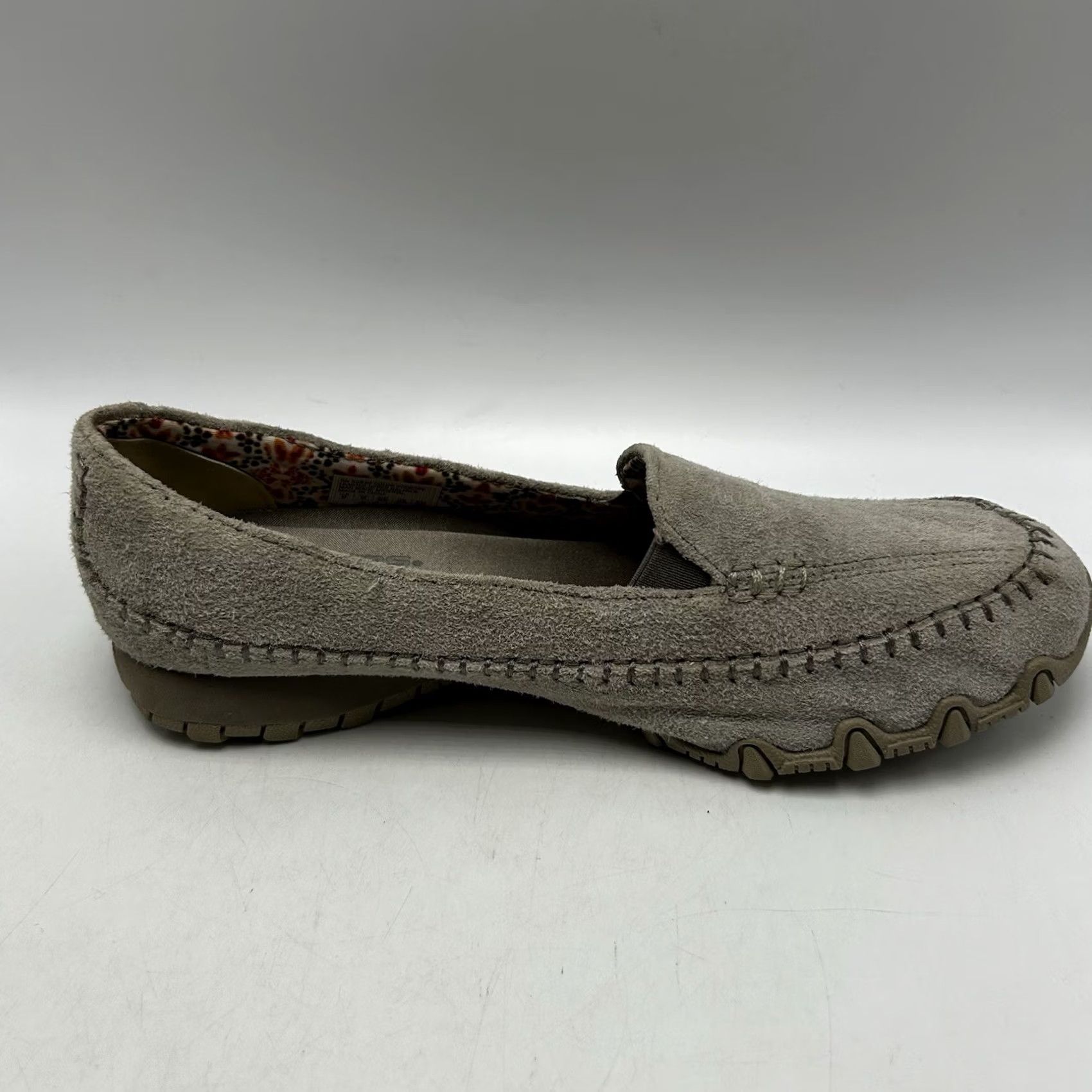 SKECHERS Skechers Loafers Womens 9 Beige Suede Slip On Memory Foam Casual Relaxed Fit Size US 9 / IT 39 - 4 Thumbnail