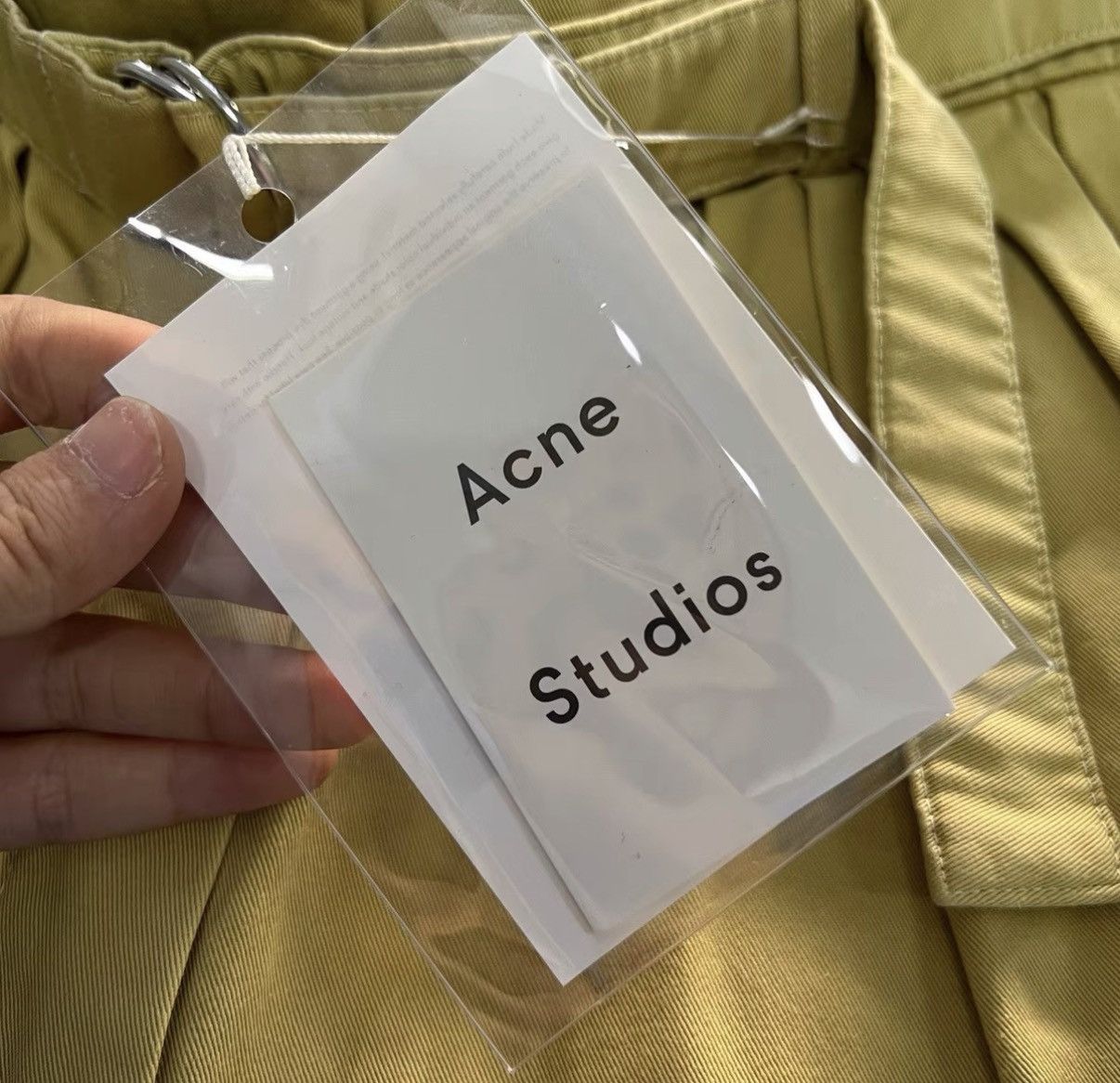 Acne Studios Acne Studios Yellow Belted Shorts J41 Size 27" / US 4 / IT 40 - 4 Thumbnail