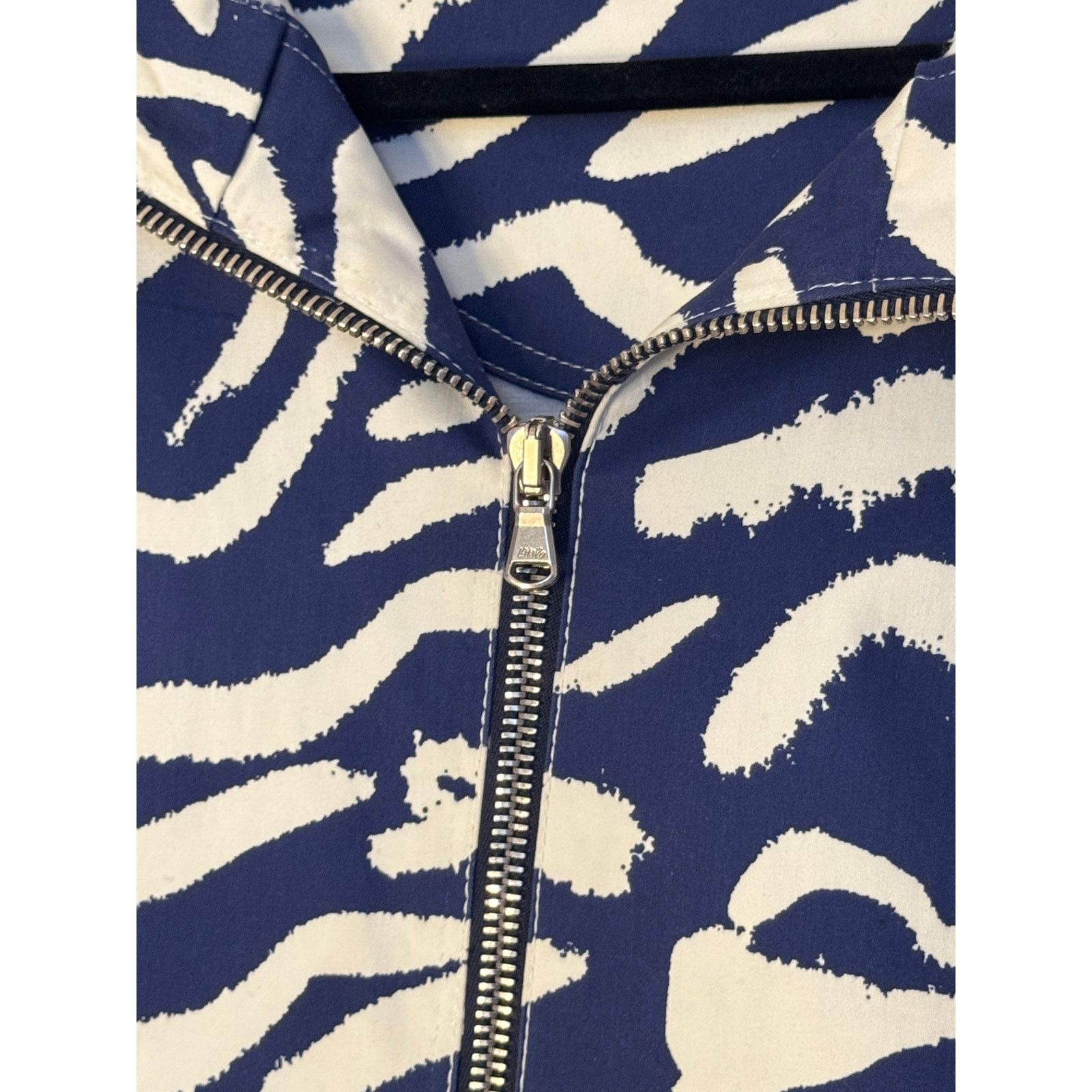 Prabal Gurung Prabal Gurung Pre-Fall 2019 Zebra-Print Silk Hooded Jacket Size US M / EU 48-50 / 2 - 4 Thumbnail