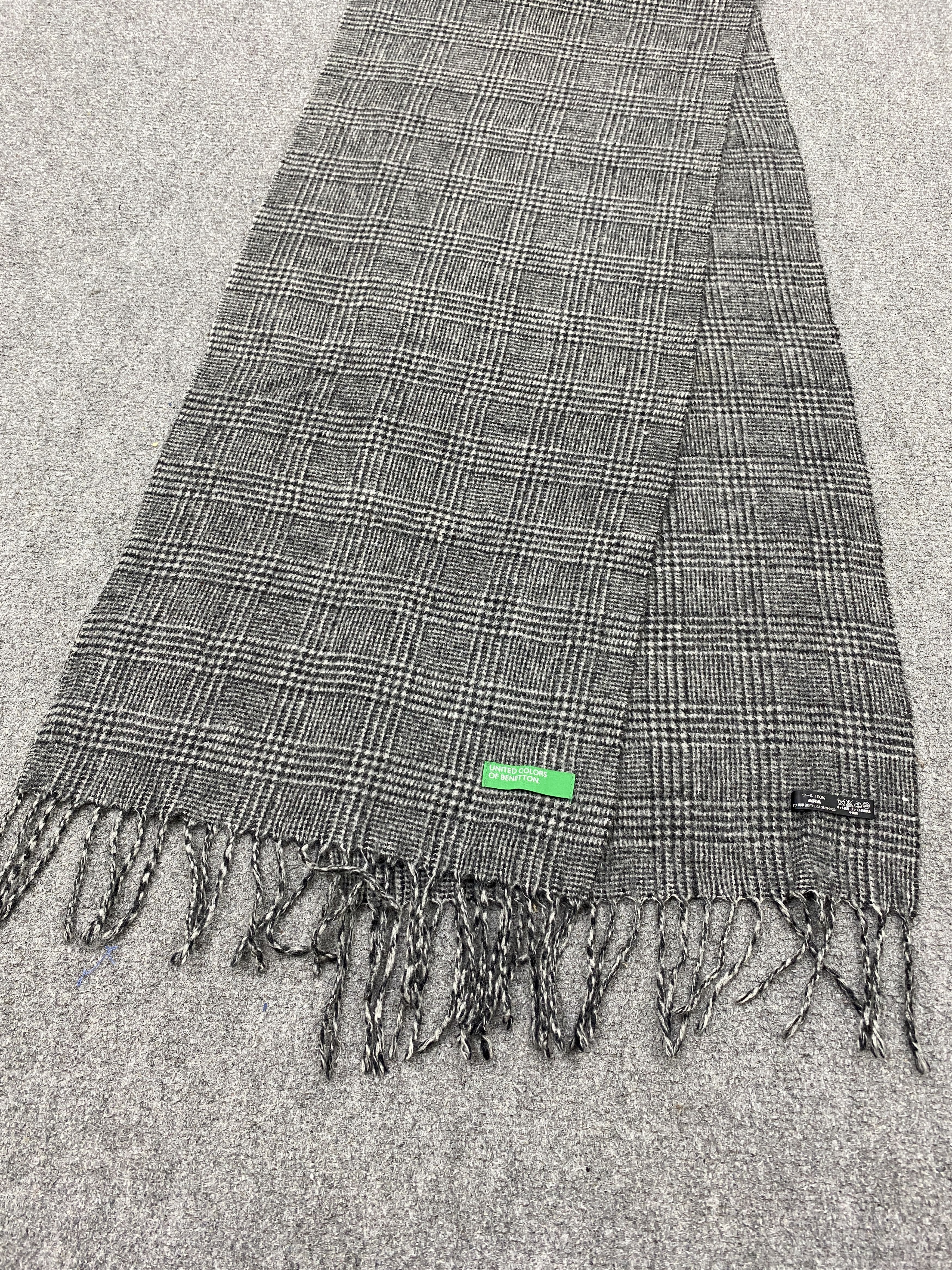 United Colors Of Benetton United Colors Of Benetton Scarf / Muffler/ Neckwear - SC0004 Size ONE SIZE - 4 Thumbnail