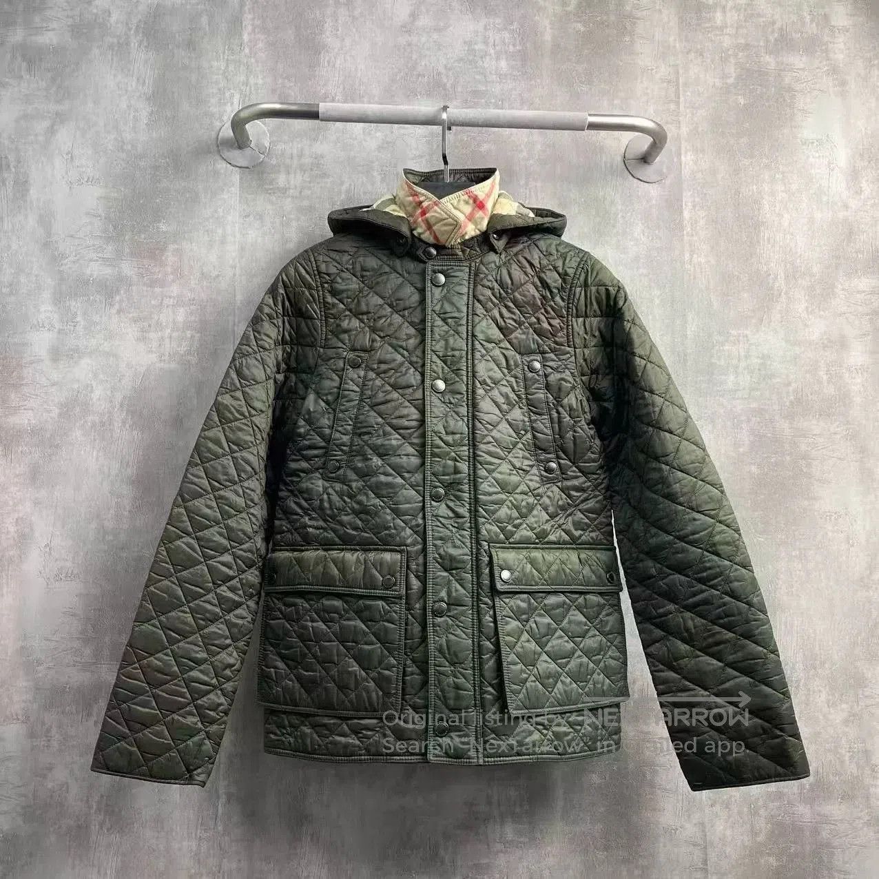 Burberry Burberry Quilted Check Lining Jacket. Size M / US 6-8 / IT 42-44 - 1 Thumbnail