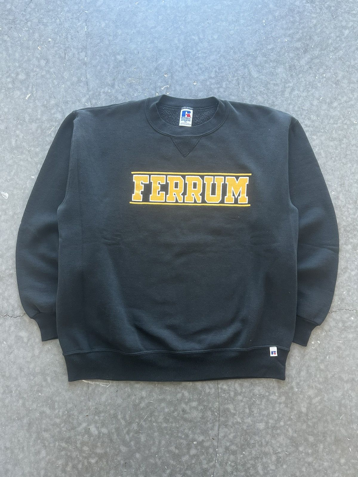 Russell Athletic × Vintage Vintage 90s Russell Sweatshirt Ferrum Collegiate Size US XL / EU 56 / 4 - 1 Thumbnail