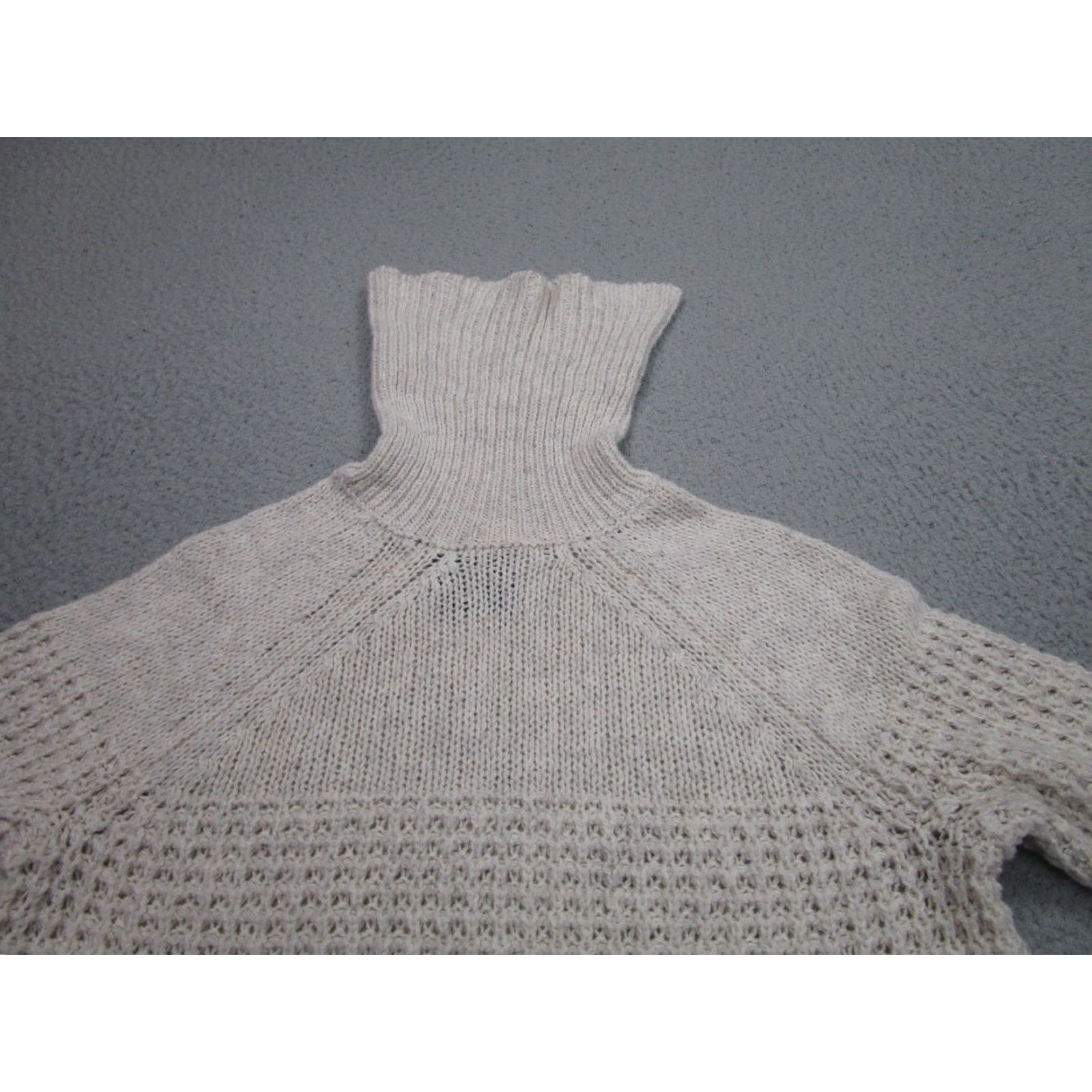 Abercrombie & Fitch Abercrombie & Fitch Sweater Womens XS White Turtleneck Tunic Raglan Knit Size XS / US 0-2 / IT 36-38 - 2 Thumbnail