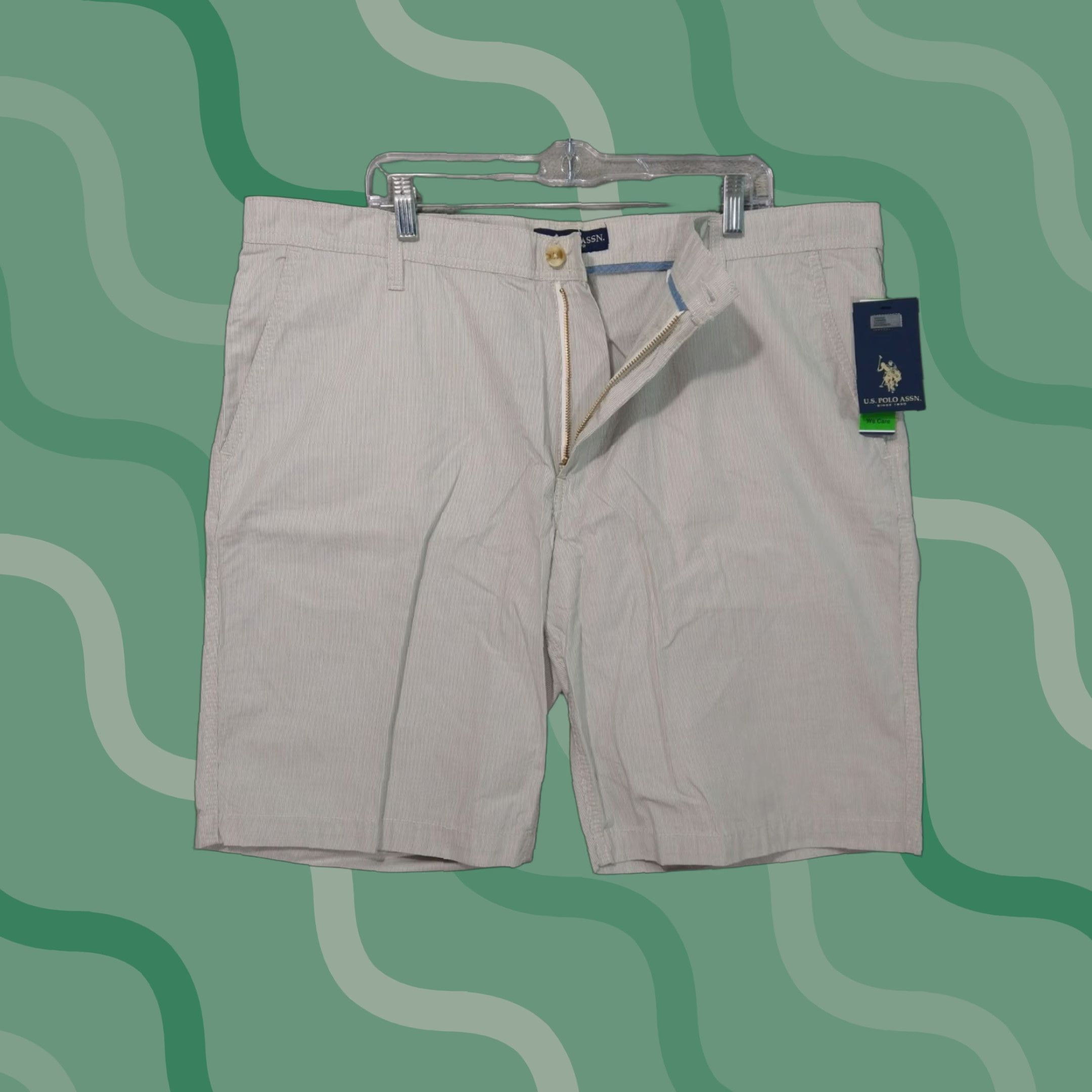 U.S. Polo Assn. US Polo Assn Shorts Mens 42 Beige White Striped Chino Flat Front Hartford Size US XL / EU 56 / 4 - 1 Thumbnail