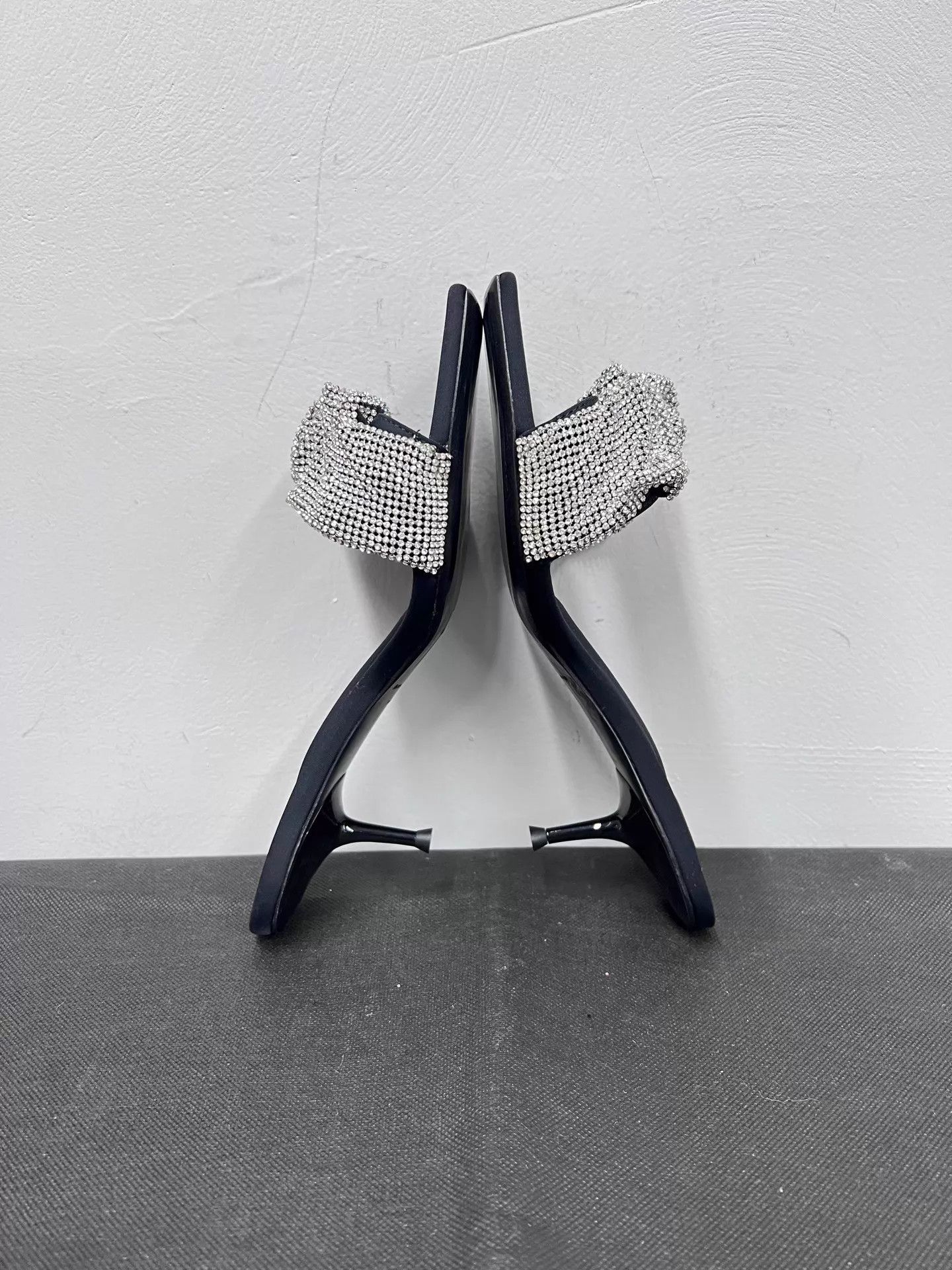 Alexander Wang Alexander Wang Black Crystal Heel Slide Sandals 38 Size US 7.5 / IT 37.5 - 5 Thumbnail