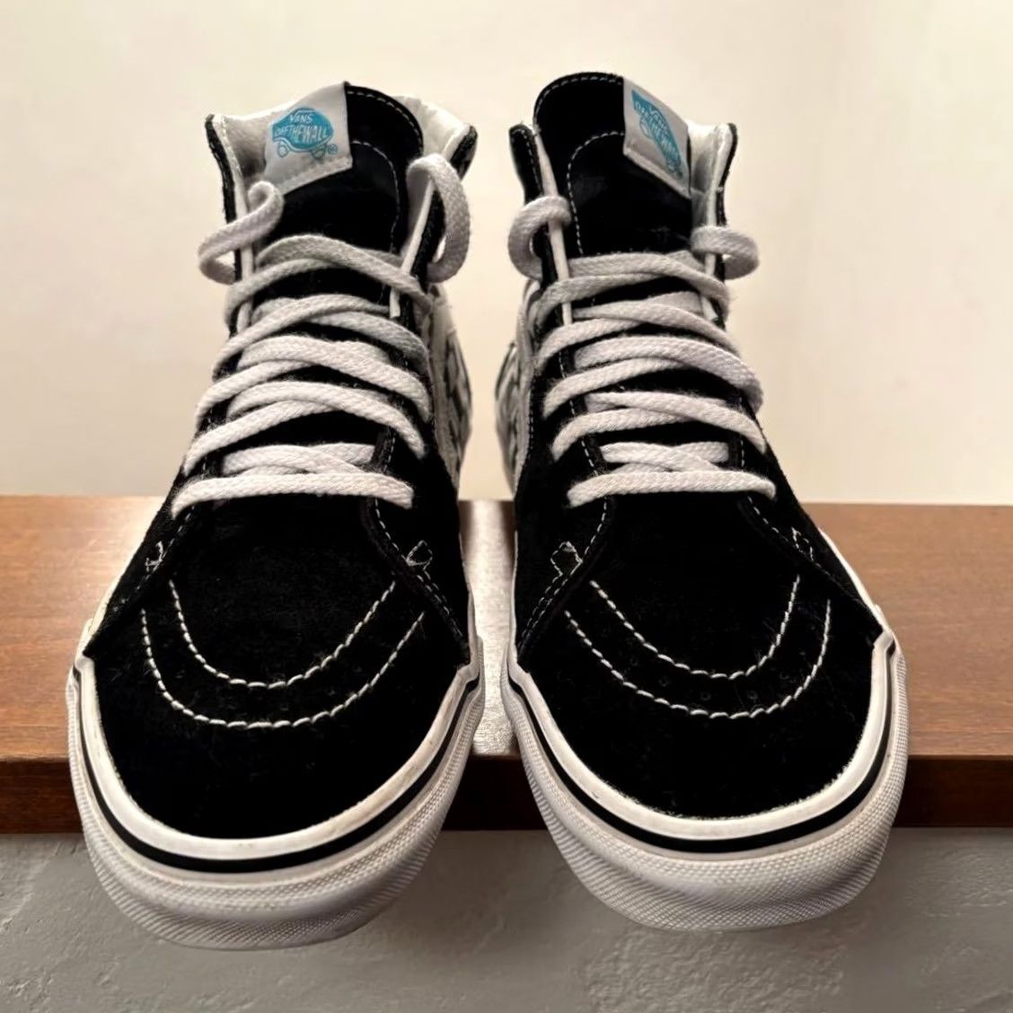 Vans Vans David Bowie Sk8-Hi Diamond Dogs Sneaker Men 8.5US LTD Collection Sneaker Size US 9 / EU 42 - 2 Thumbnail