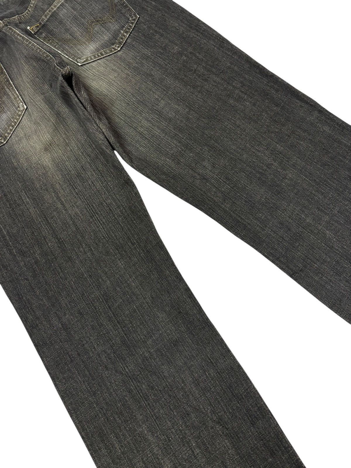 Edwin Vtg Edwin Japan 404 Distressed Jeans Size US 31 - 6 Thumbnail