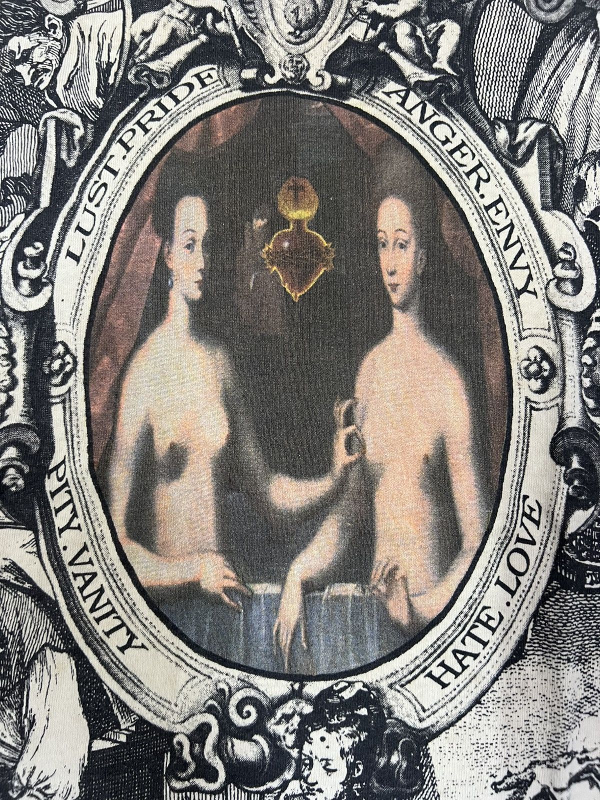 Vintage Rare Greek Goddess Lesbian Month Of The Sacred Heart Tee Size US L / EU 52-54 / 3 - 9 Thumbnail
