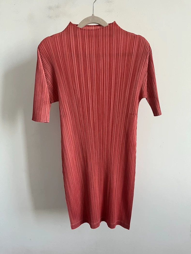 Issey Miyake Issey Miyake size:3 Orange-red pleated dress Size S / US 4 / IT 40 - 1 Thumbnail