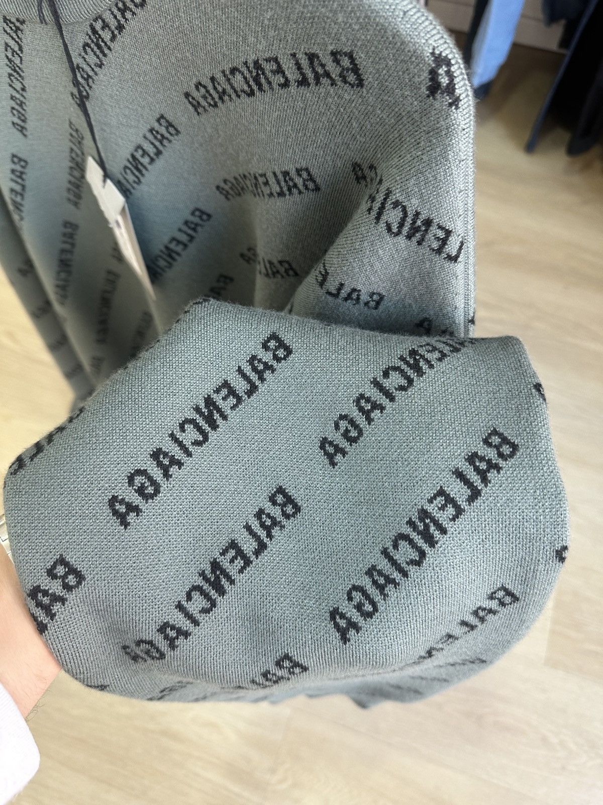 Balenciaga Balenciaga sweater Size US S / EU 44-46 / 1 - 6 Thumbnail