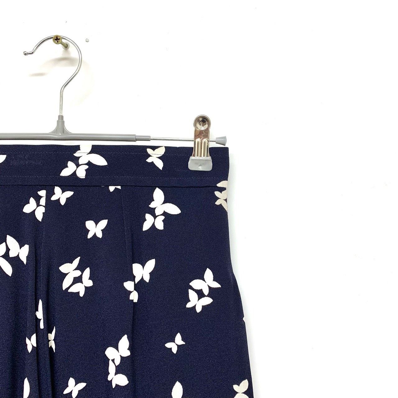 Saint Laurent Paris Saint laurent Printed Skirt 2501-Nextarrow Size 42" / US 20 - 6 Thumbnail
