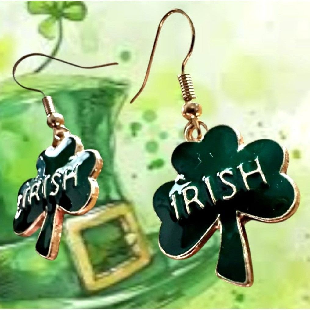 Handmade St Patricks Day Shamrock Earrings Dangle Hooks New Irish Fes Size ONE SIZE - 9 Thumbnail