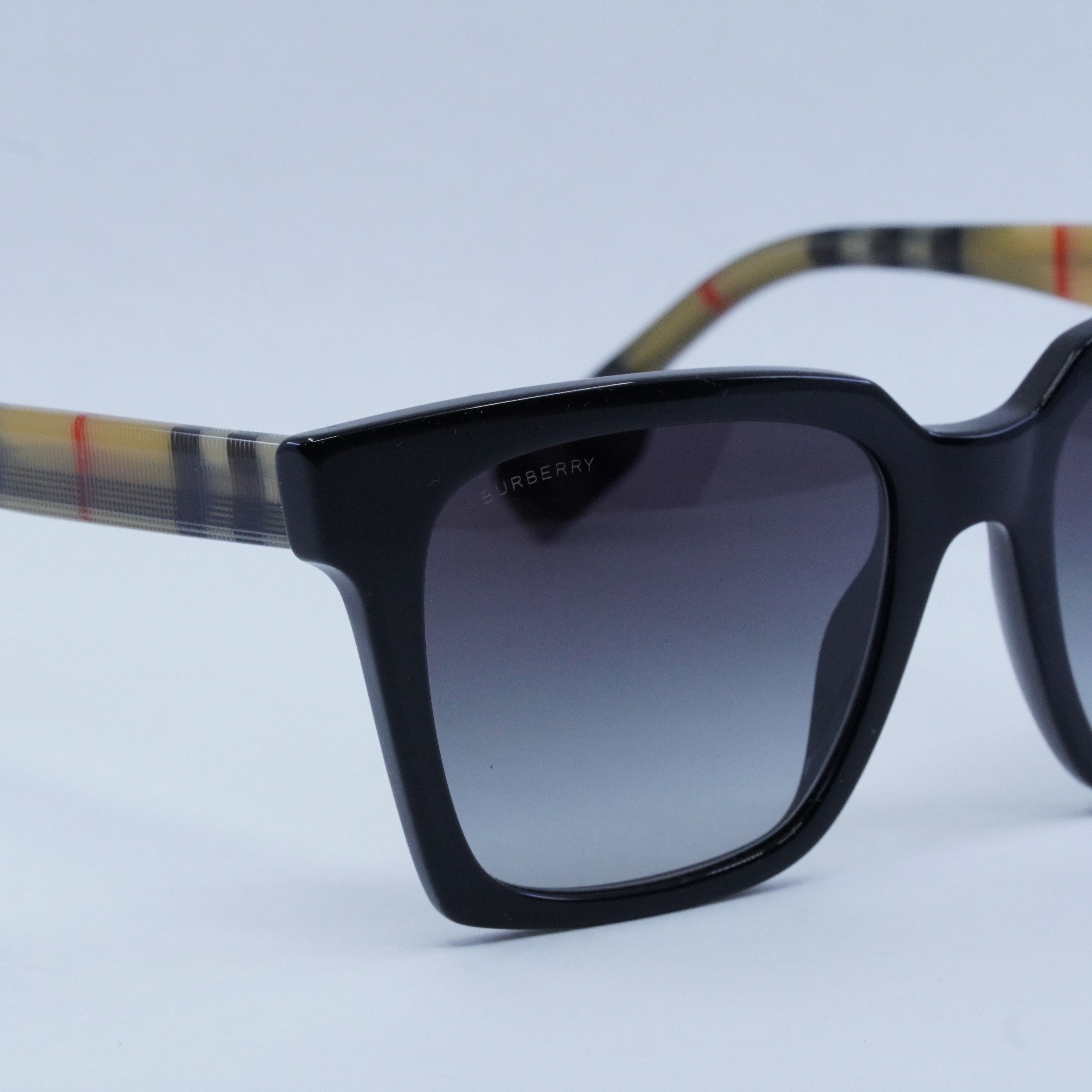 Burberry Burberry BE4335 39298G Sunglasses Black Square Frame Size ONE SIZE - 7 Thumbnail