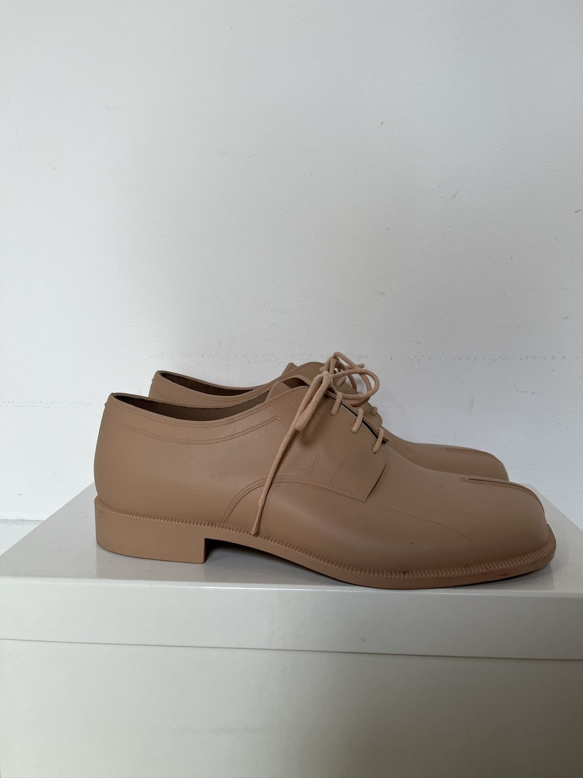 Maison Margiela Maison Margiela Rubber Tabi Size US 9 / EU 42 - 2 Thumbnail
