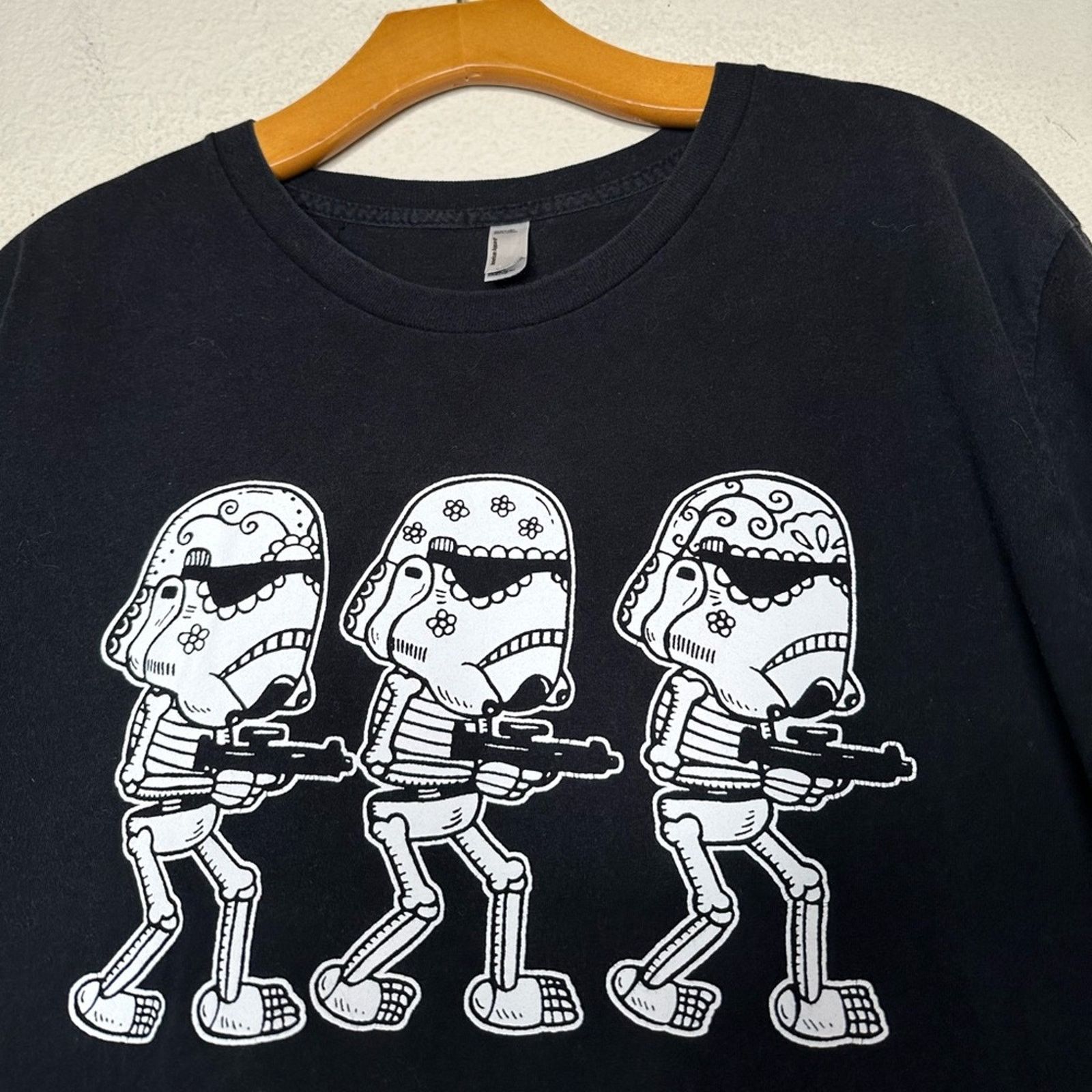 American Apparel × Star Wars American Apparel Storm Troopers Tee Sugar Skull Star Wars LG Size US L / EU 52-54 / 3 - 3 Thumbnail