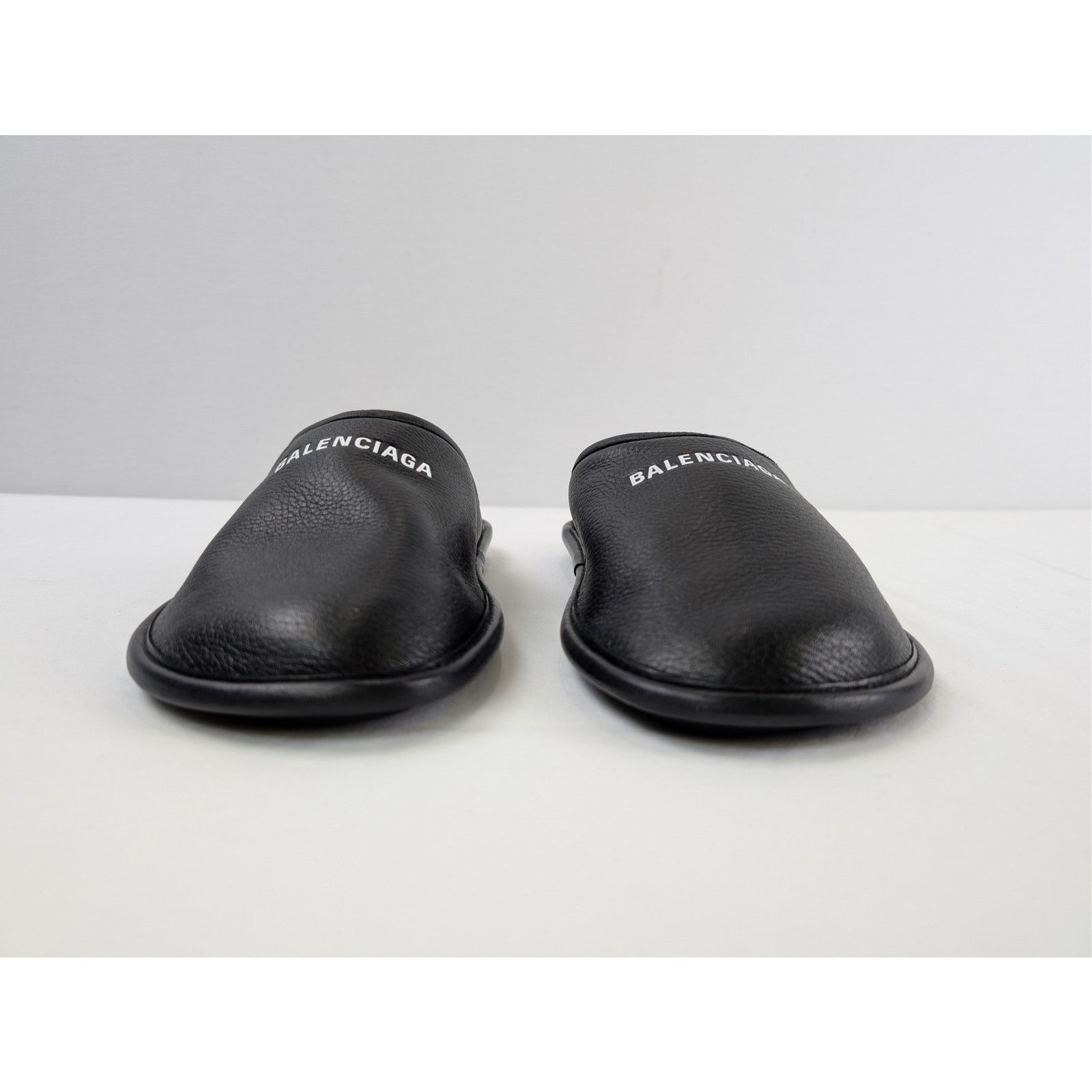 Balenciaga o1rshd1 Logo Grained Leather / Control Home Mule Flat Black Size US 10 / EU 43 - 8 Thumbnail