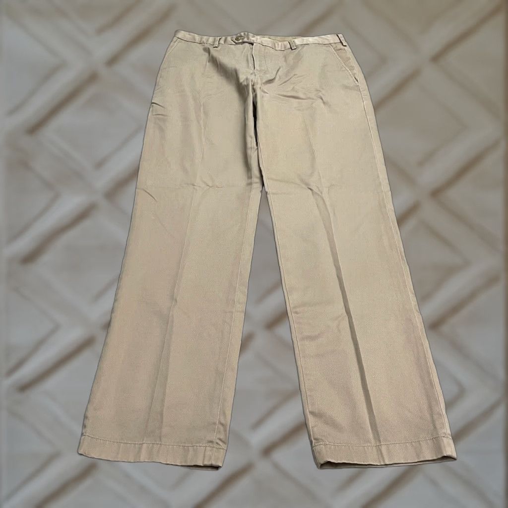Jos. A. Bank Jos. A. Bank Pants Mens 35Wx32L Brown Tailored Fit Khakis Straight Leg Size US 35 - 1 Thumbnail