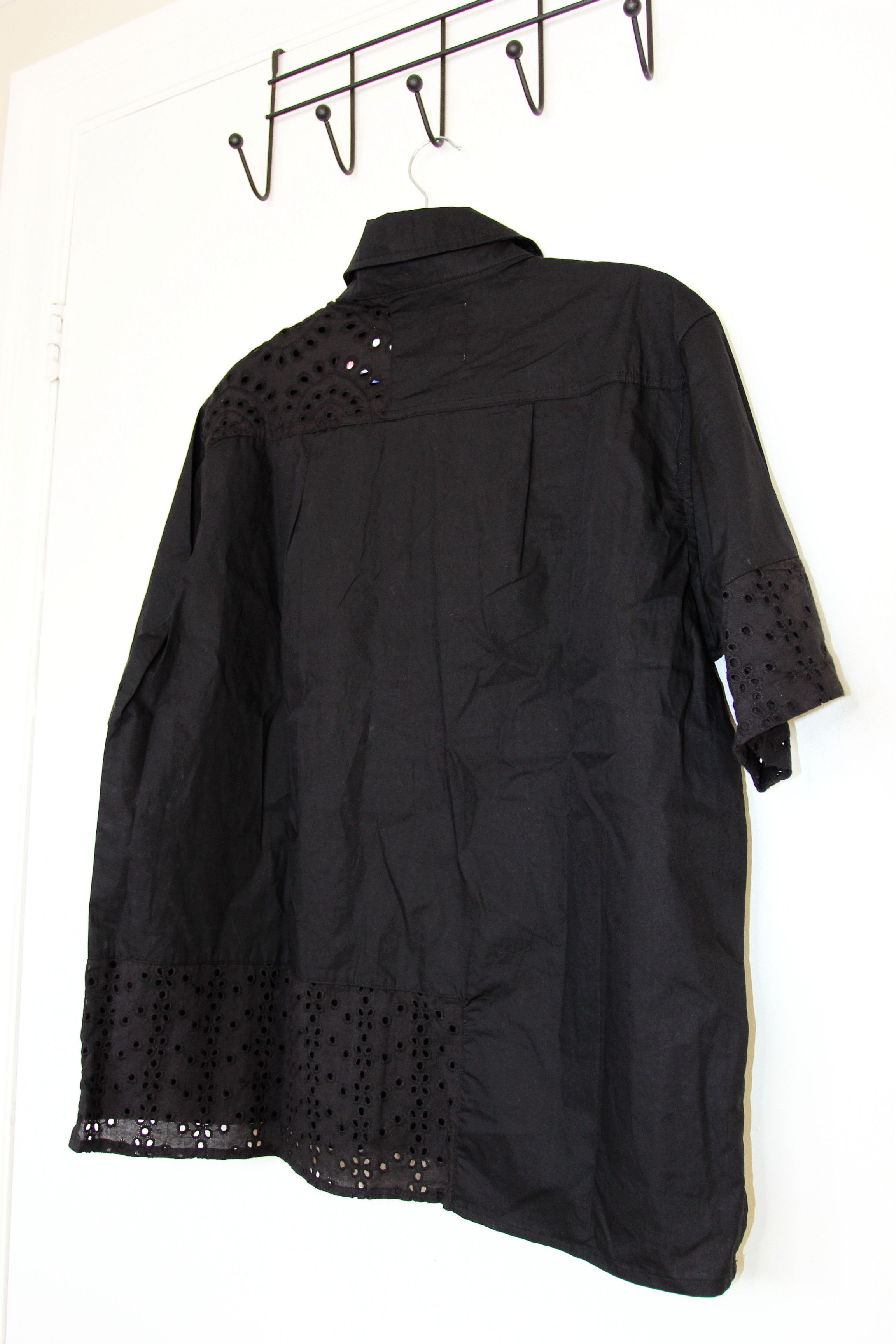 Jungles BNWT SS24 JUNGLES JUNGLES BRODERIE ANGLAISE SHIRT L Size US L / EU 52-54 / 3 - 7 Thumbnail
