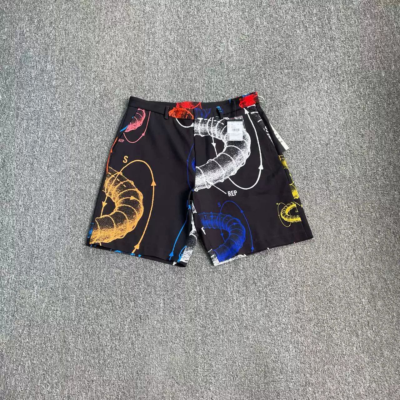 Msftsrep MSFTSREP Black Graffiti Circle Shorts Size US 30 / EU 46 - 1 Thumbnail