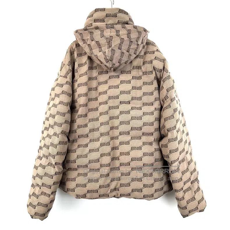 Balenciaga Balenciaga Khaki color embroidered double B full print ret Size US M / EU 48-50 / 2 - 3 Thumbnail