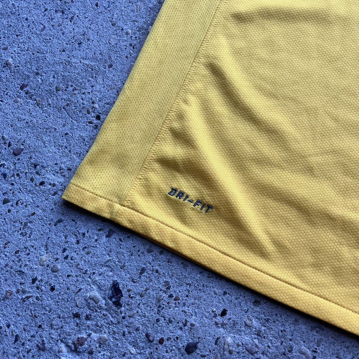 Nike Nike Home 2010-2011 Jersey yellow rare vintage Size US S / EU 44-46 / 1 - 3 Thumbnail