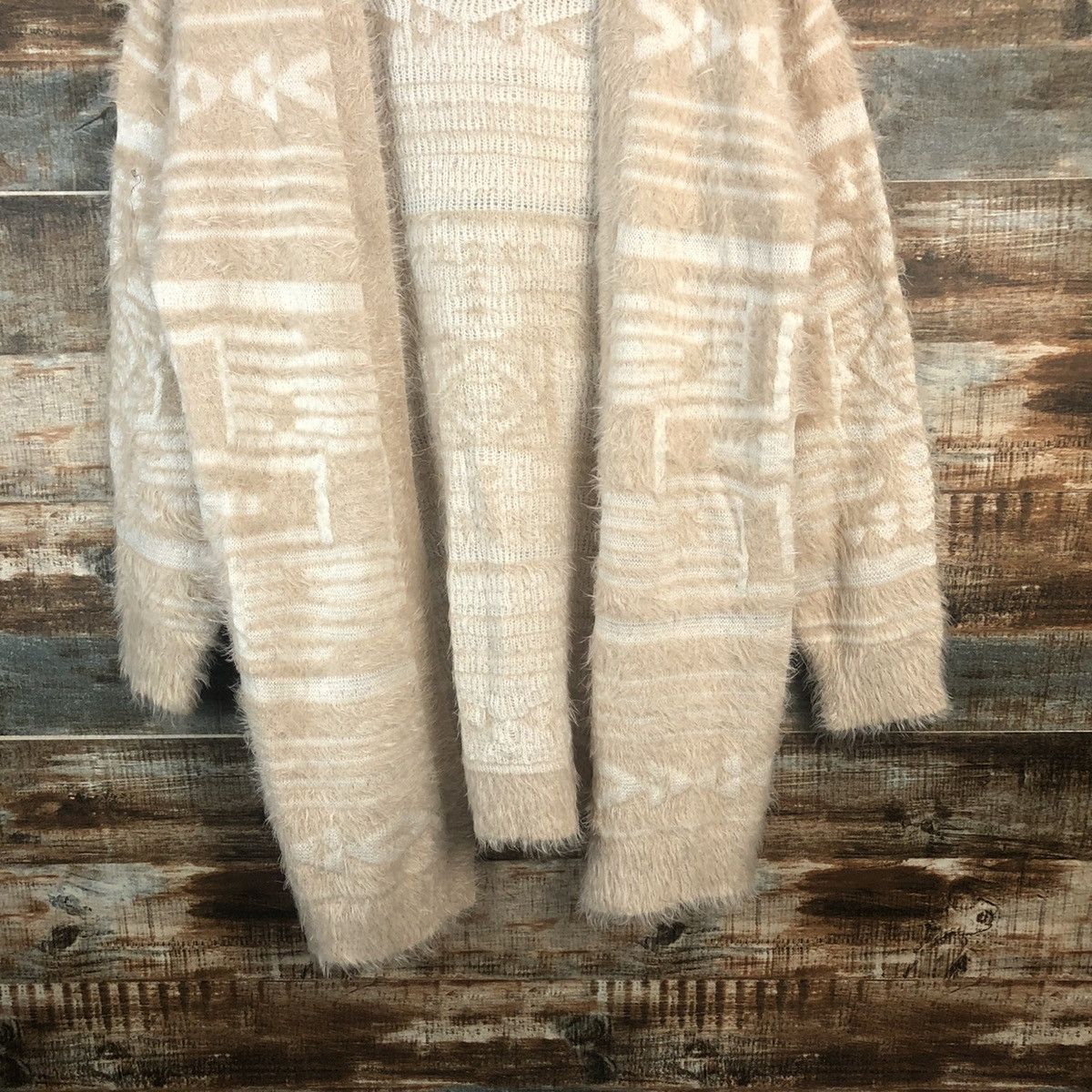 Japanese Brand DL Denifits Navajo fur shaggy mohair Cardigan Knitwear #C333 Size L / US 10 / IT 46 - 3 Thumbnail