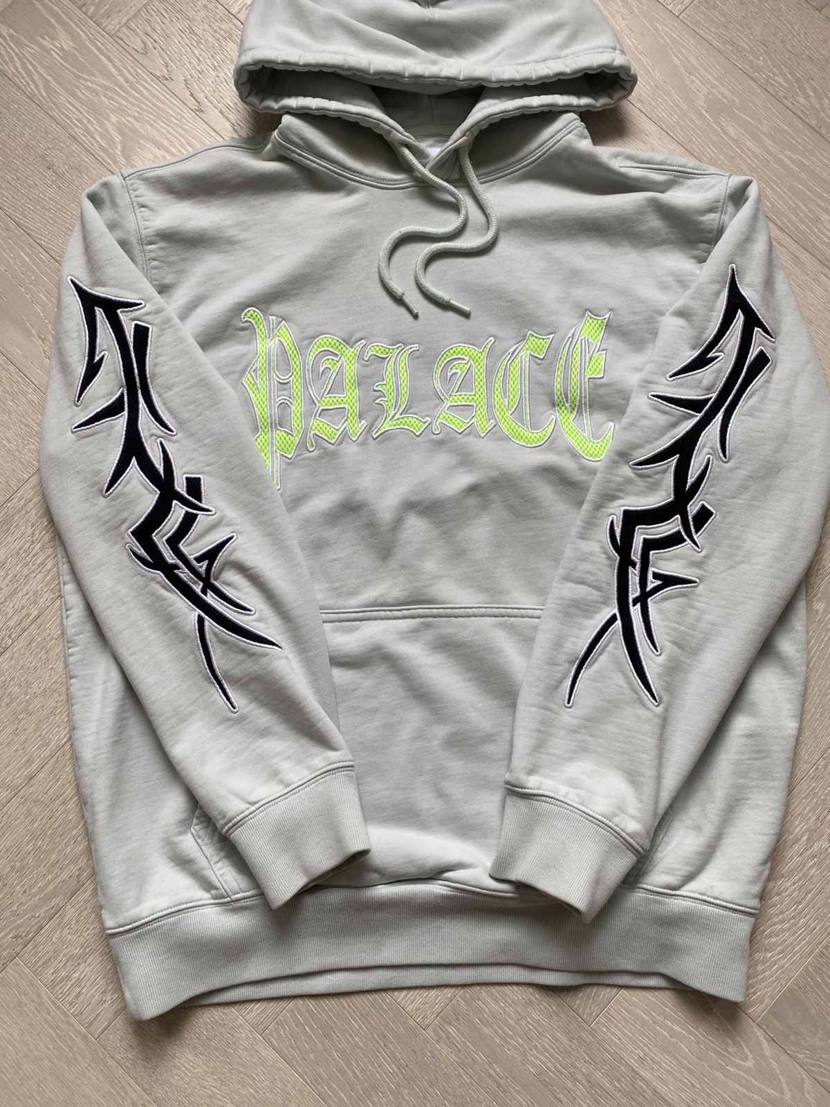 Palace Palace Labyrinth Hood ‘Ice’ Size US L / EU 52-54 / 3 - 11 Thumbnail