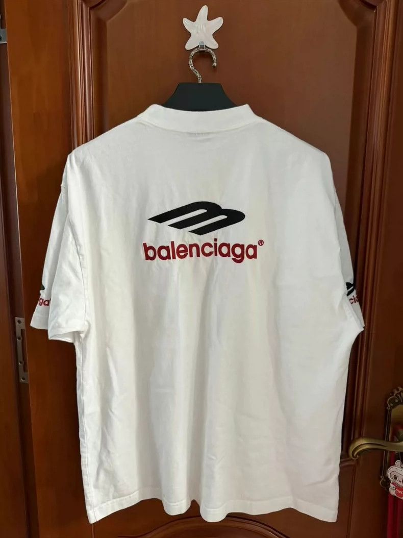 Balenciaga Balenciaga 3b Embroidered Logo Short Sleeve White L Size Size US L / EU 52-54 / 3 - 2 Thumbnail