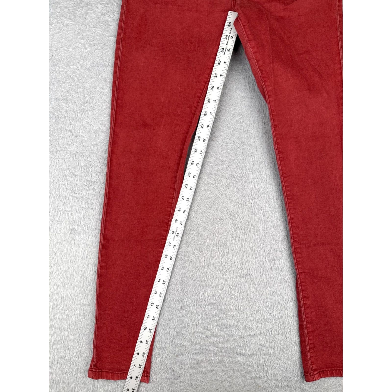 Vintage VIP Jeans Red Denim Skinny Jeans Womens 31x31 Mid Rise Cotton Blend Stretch 11 Regular 5-Pocket Distressed Buttons Vintage No Size 32" / US 10 / IT 46 - 7 Thumbnail