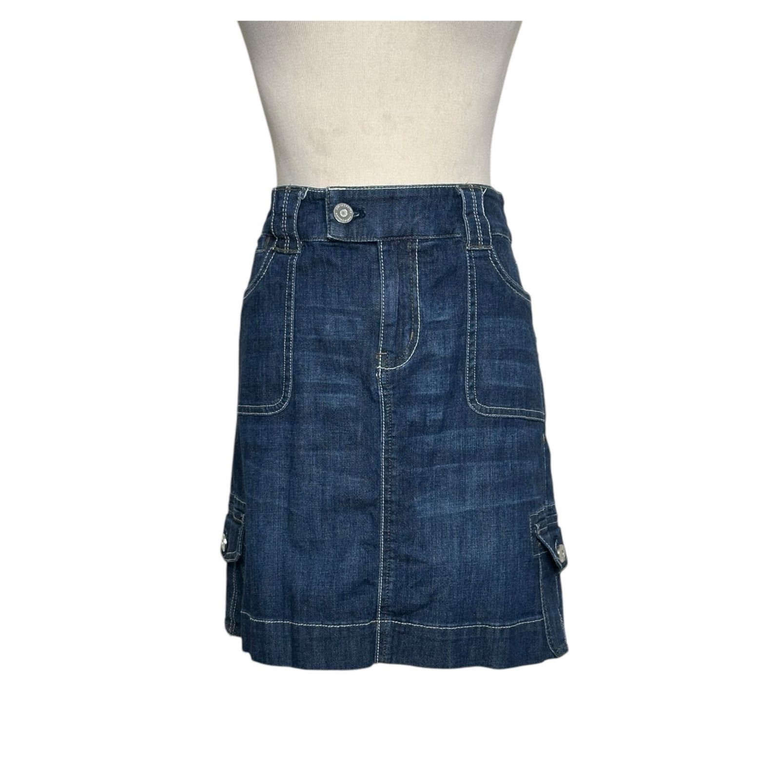 White House Black Market White House Black Market blue denim mini skirt size 4 Size 27" / US 4 / IT 40 - 13 Thumbnail