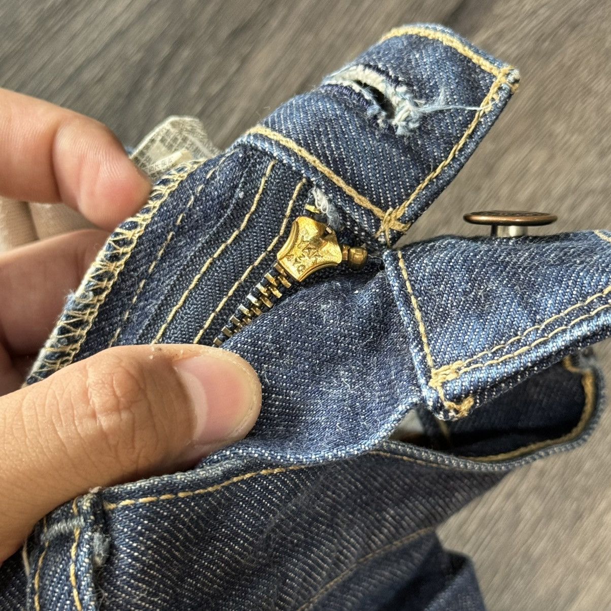 Levi's Levi's 517 Jeans Size US 31 - 8 Thumbnail