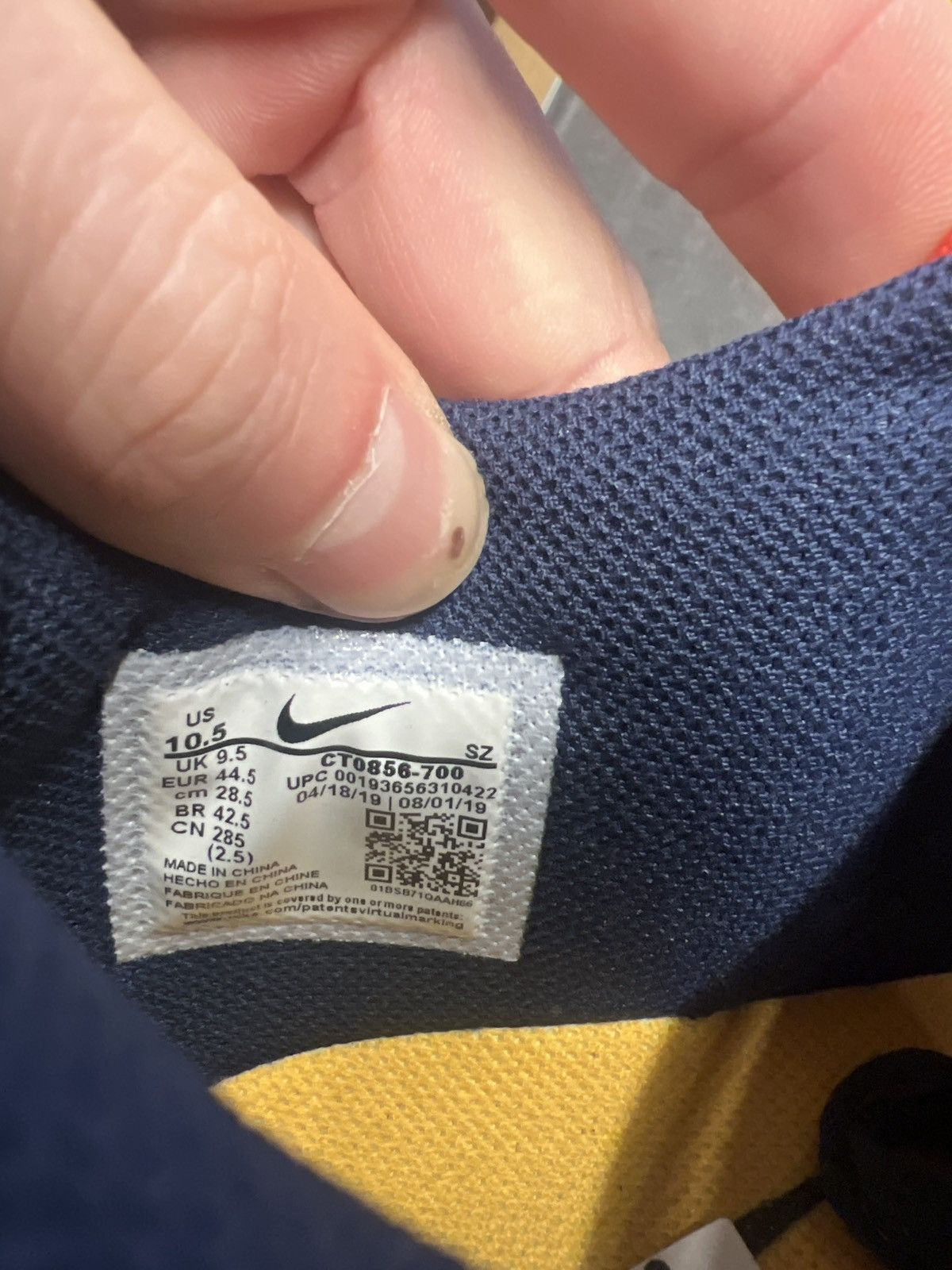 Nike × Off-White Nike Dunk Low Off-White University Gold EU 44,5 Size US 10.5 / EU 43-44 - 7 Thumbnail