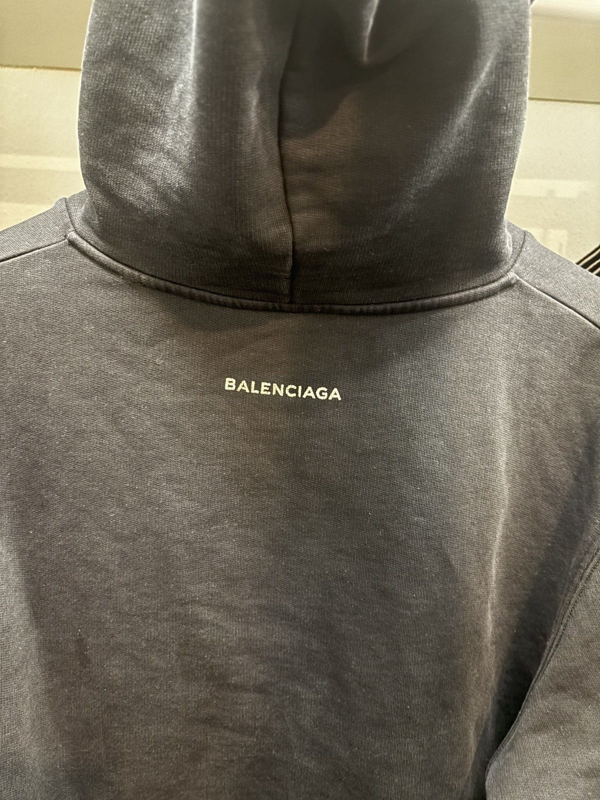 Balenciaga Balenciaga FW17 Paris Tourist Souvenir Pullover Hoodie Size US S / EU 44-46 / 1 - 4 Thumbnail