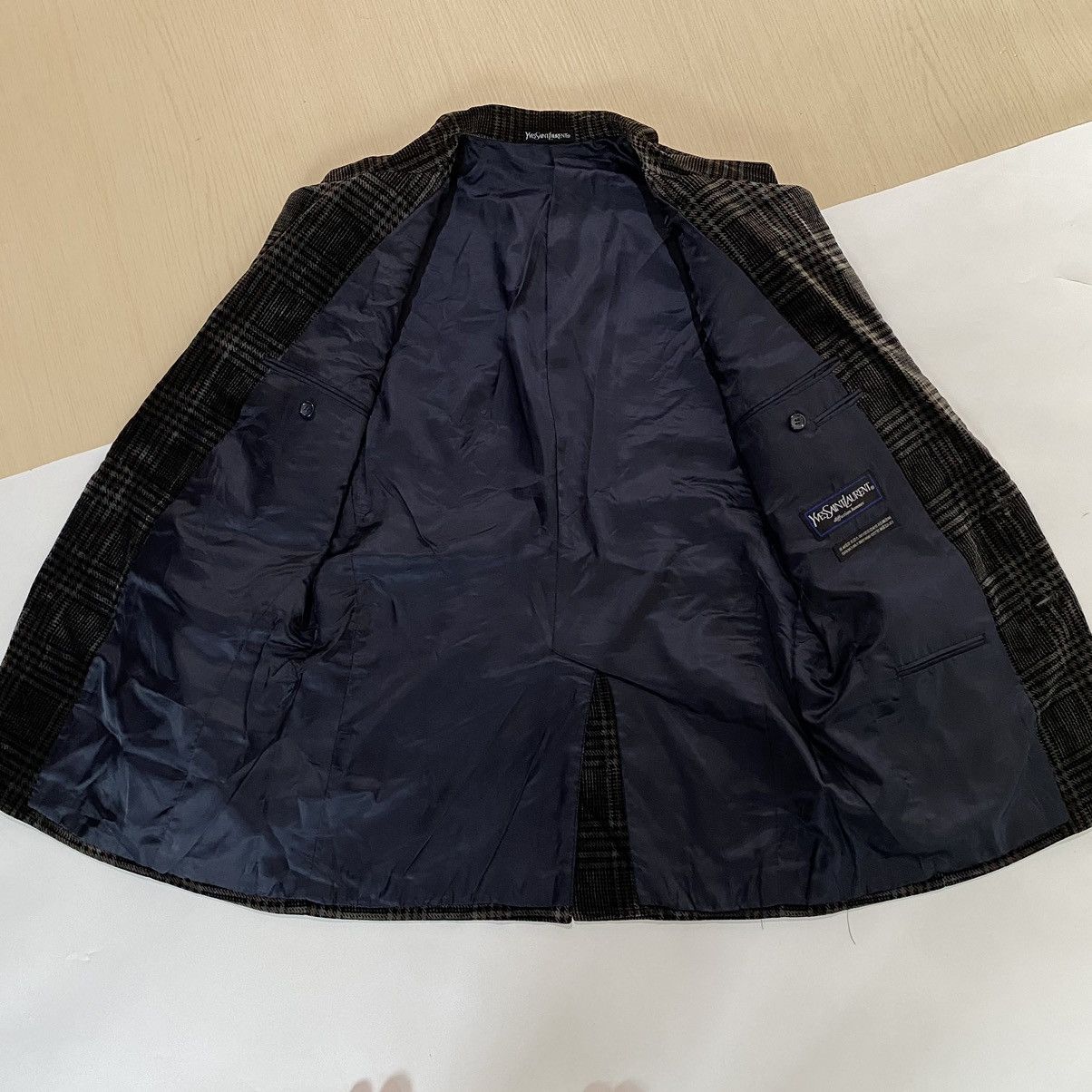 Yves Saint Laurent yves saint laurent blazer Size 40R - 9 Thumbnail