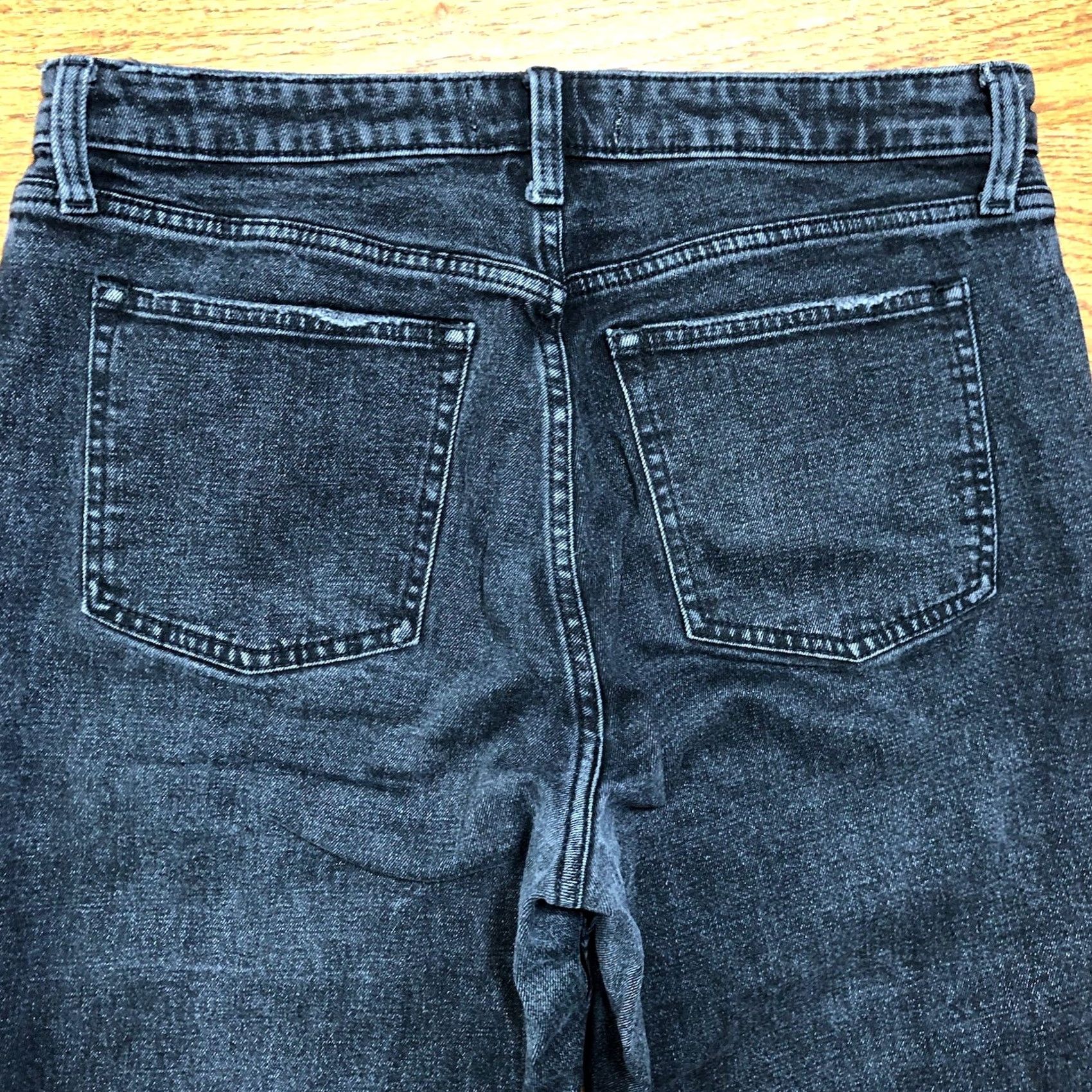 Abercrombie & Fitch Abercrombie & Fitch The Skinny High Rise Curve Love Jeans Size 10 Black Denim 24in Inseam 90s Bohemian Distressed Slim Regular Womens Size 32" / US 10 / IT 46 - 3 Thumbnail