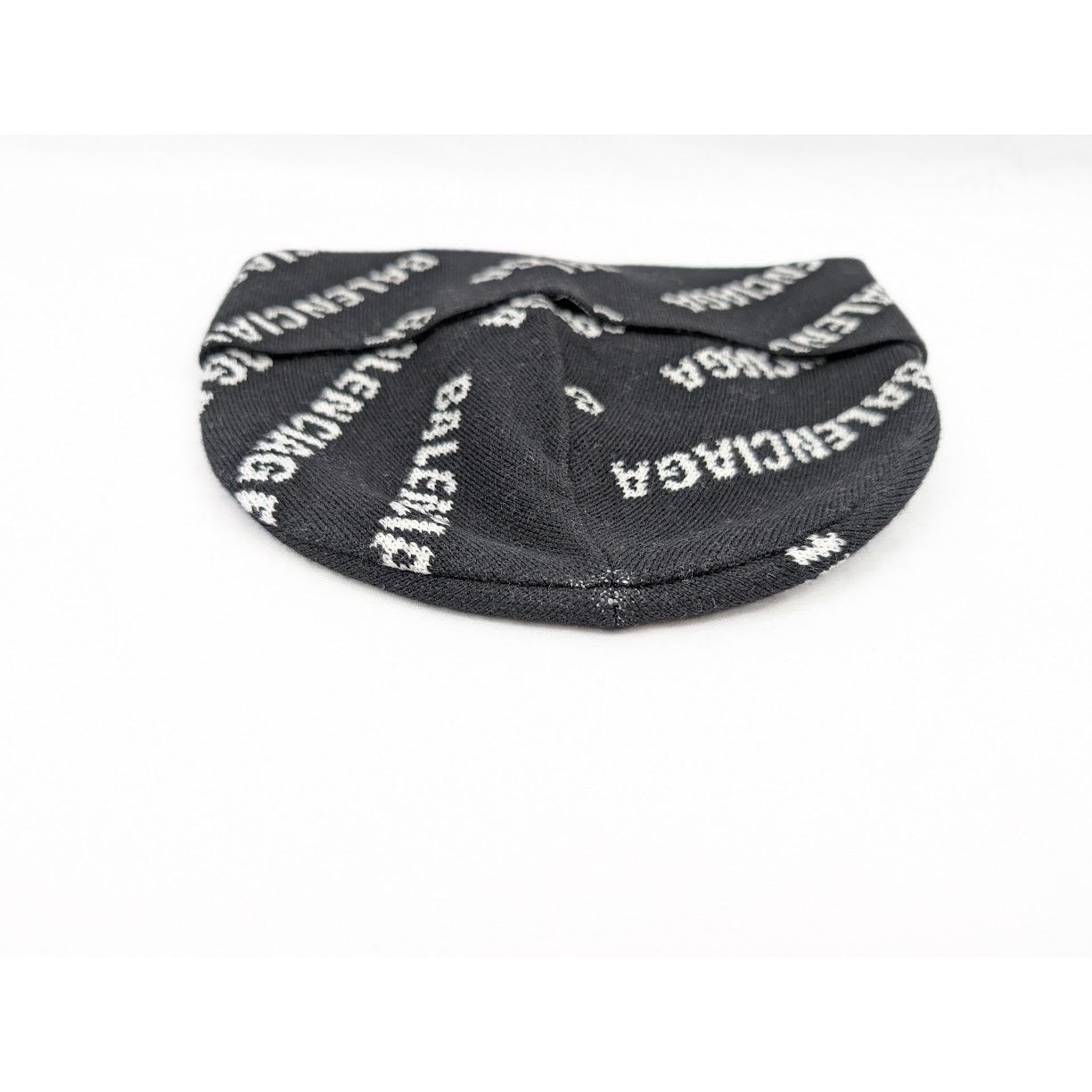 Balenciaga o1rshd1 Q:2 / Size: OS / Logo Beanie Cap / Hat in Black Size ONE SIZE - 6 Thumbnail