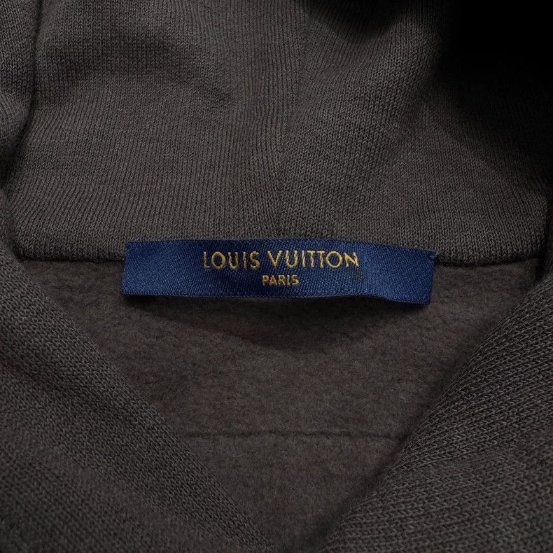Other Louis Vuitton Burt's Bees Organza Logo Cartoon Drawstring Size US M / EU 48-50 / 2 - 4 Thumbnail