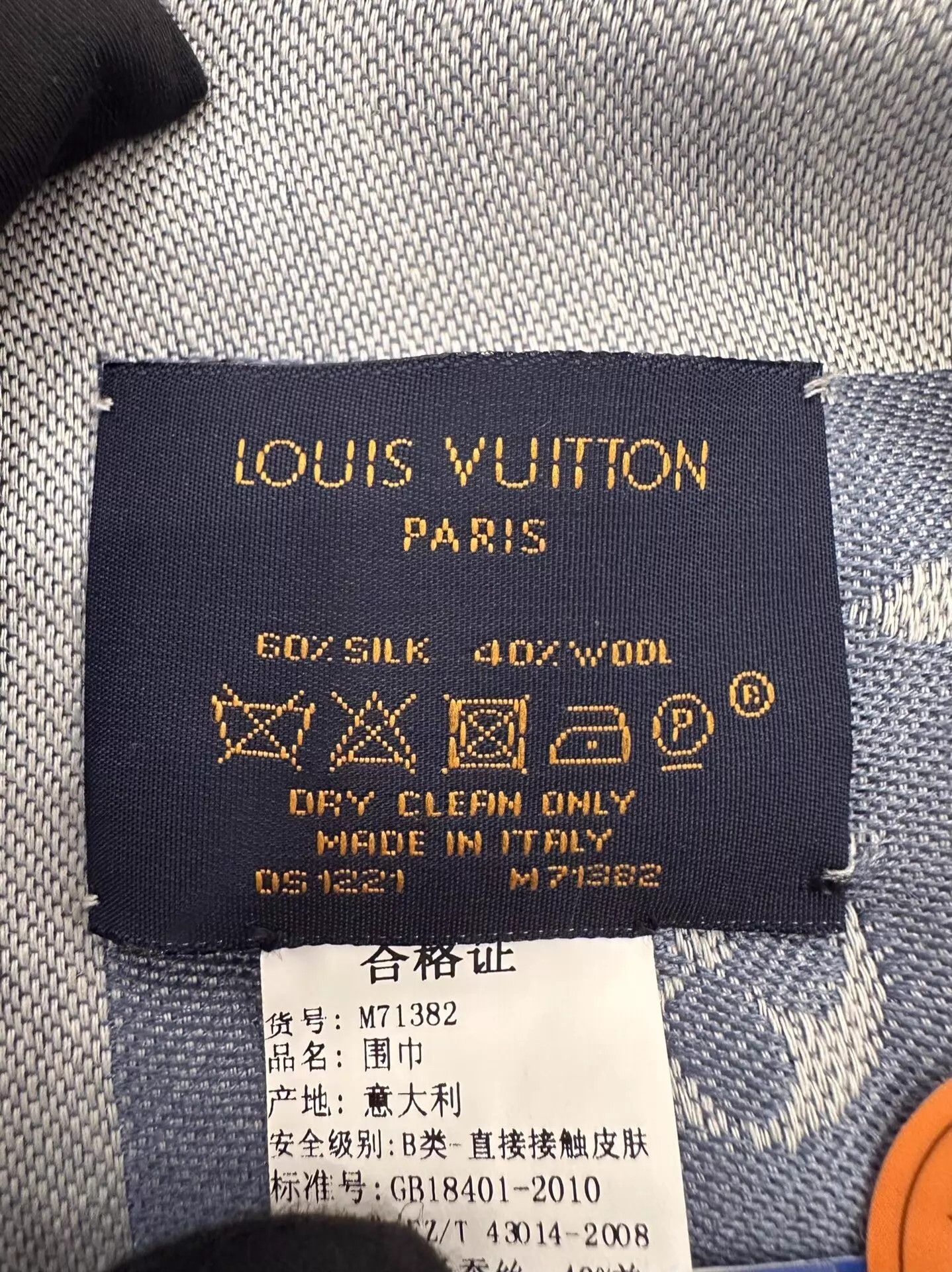 Louis Vuitton LV Monogram Blue White Wool Square Scarf 143x143cm New Size ONE SIZE - 8 Thumbnail