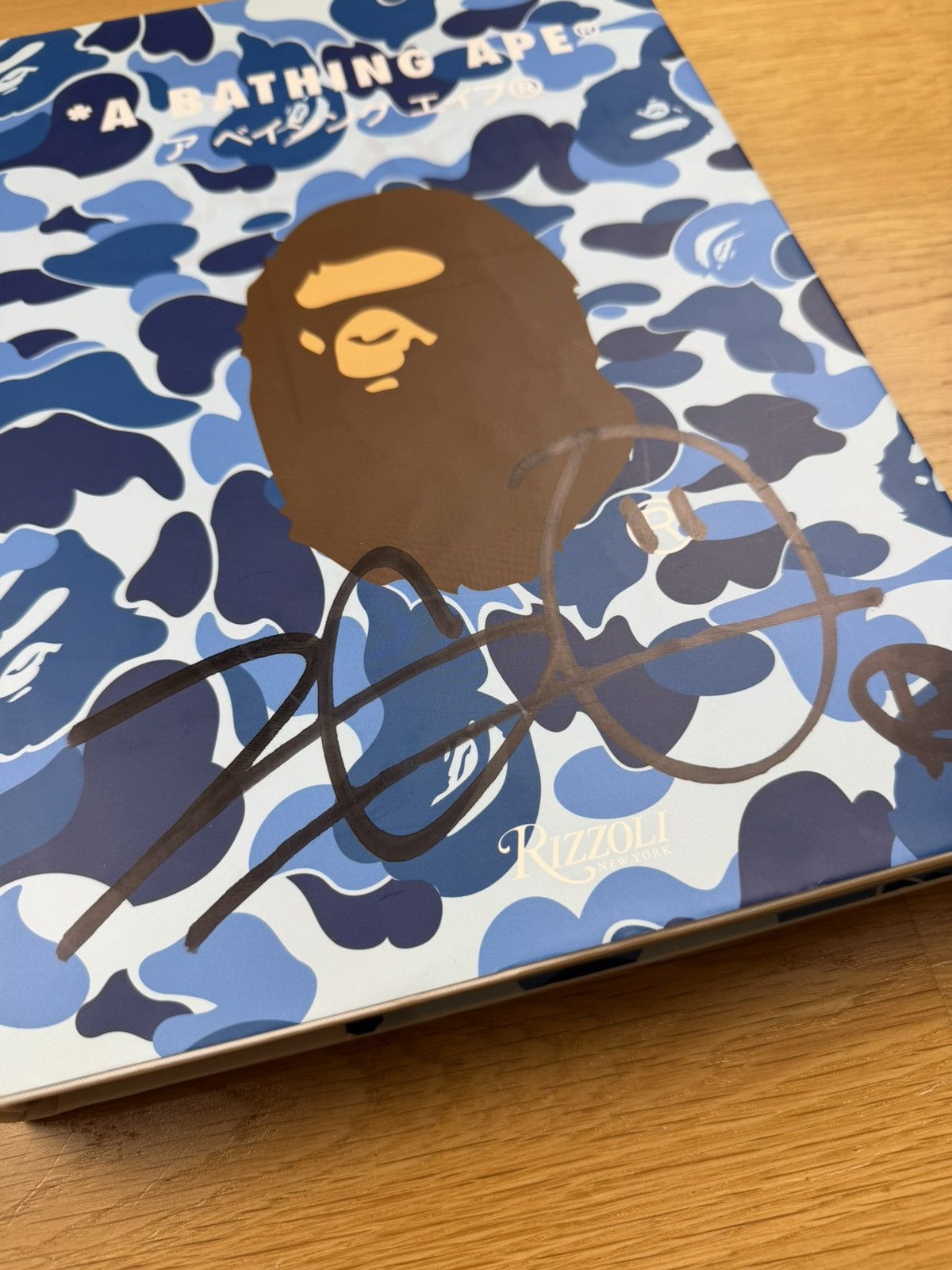 Bape BAPE Rizzoli signed by NIGO Size ONE SIZE - 2 Thumbnail
