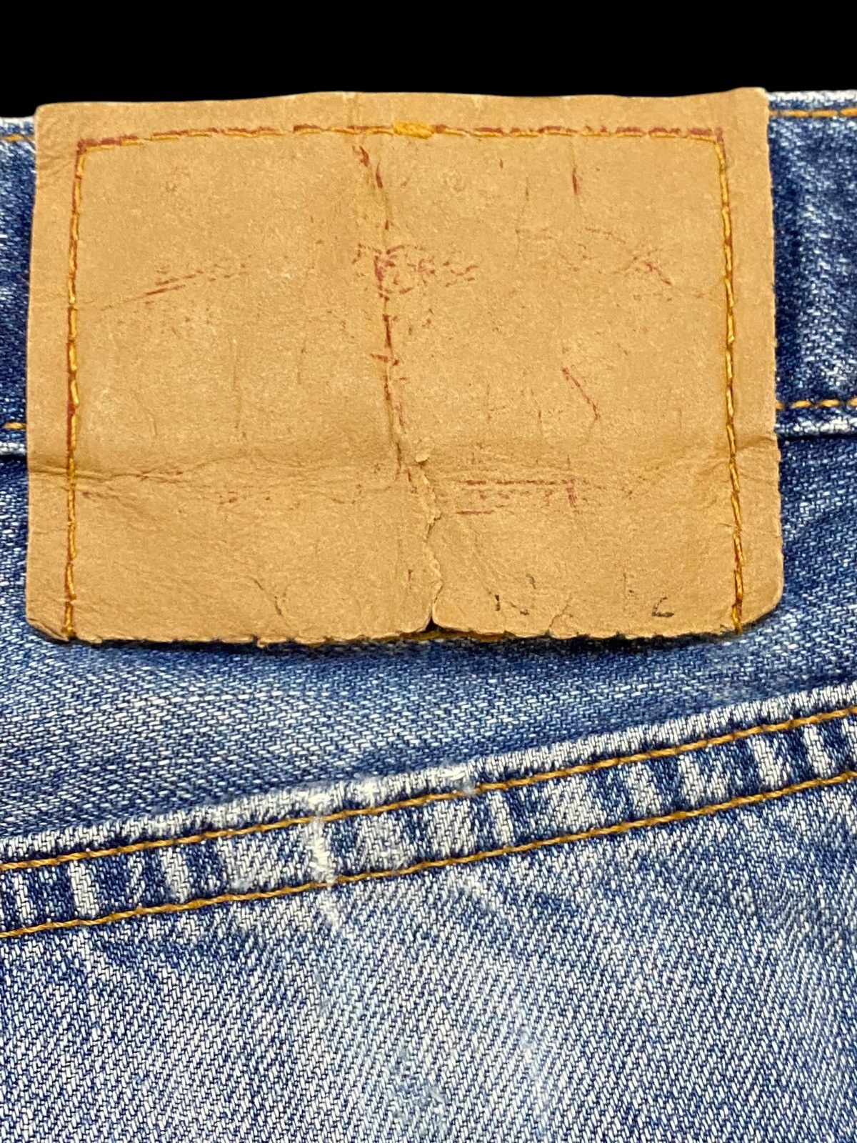 Levi's Vintage Levis 501 Y2K Faded Wash Distressed Loose Jeans Size US 30 / EU 46 - 11 Thumbnail
