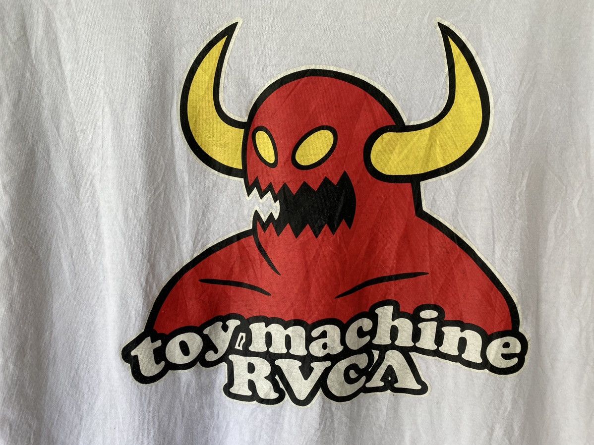 RVCA × Toy Machine TOY Machine X RVCA iconic logo skate Size US L / EU 52-54 / 3 - 4 Thumbnail