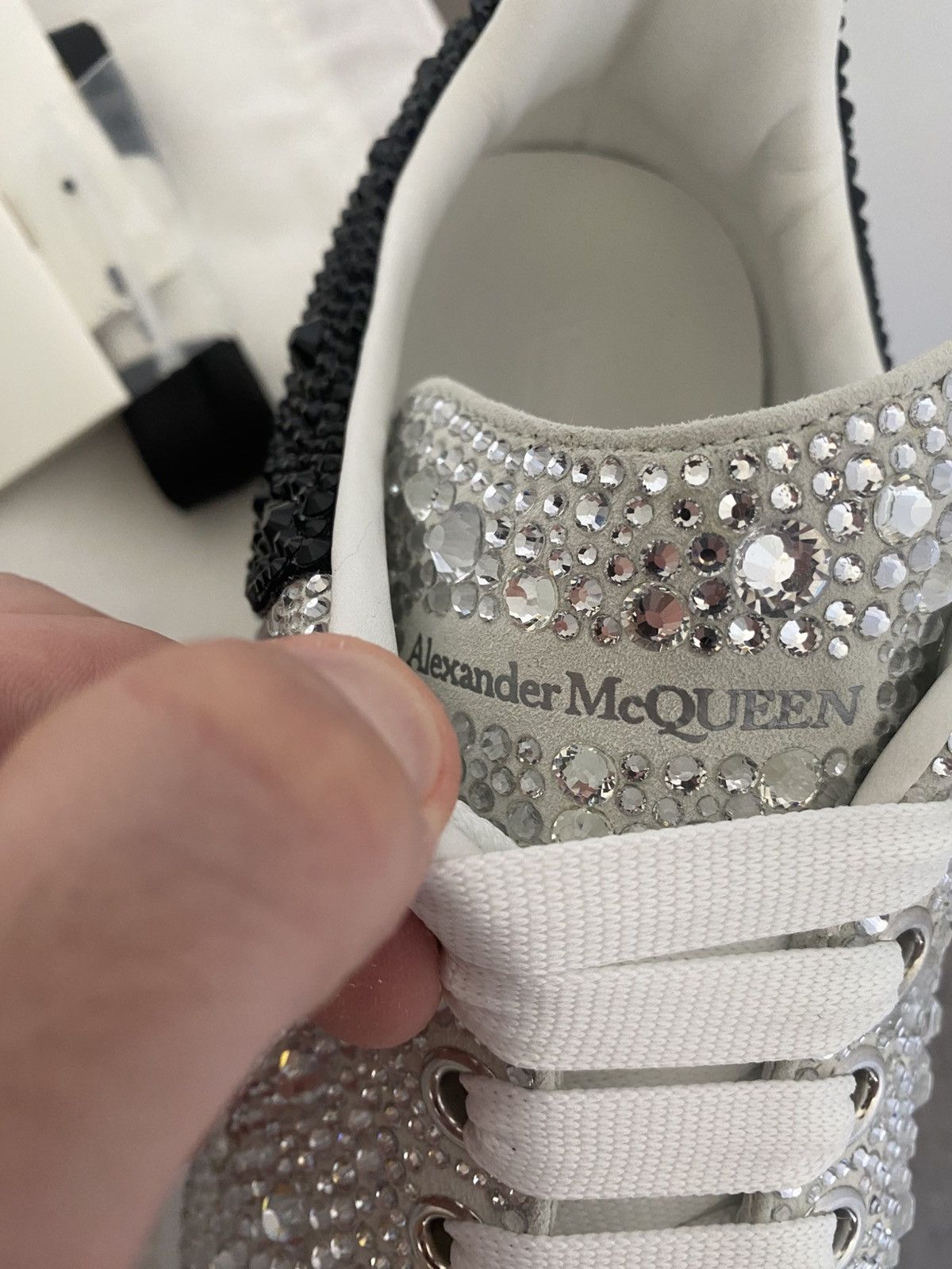 Alexander McQueen Alexander McQueen Crystal Embellishment sneakers Size US 8 / EU 41 - 20 Thumbnail