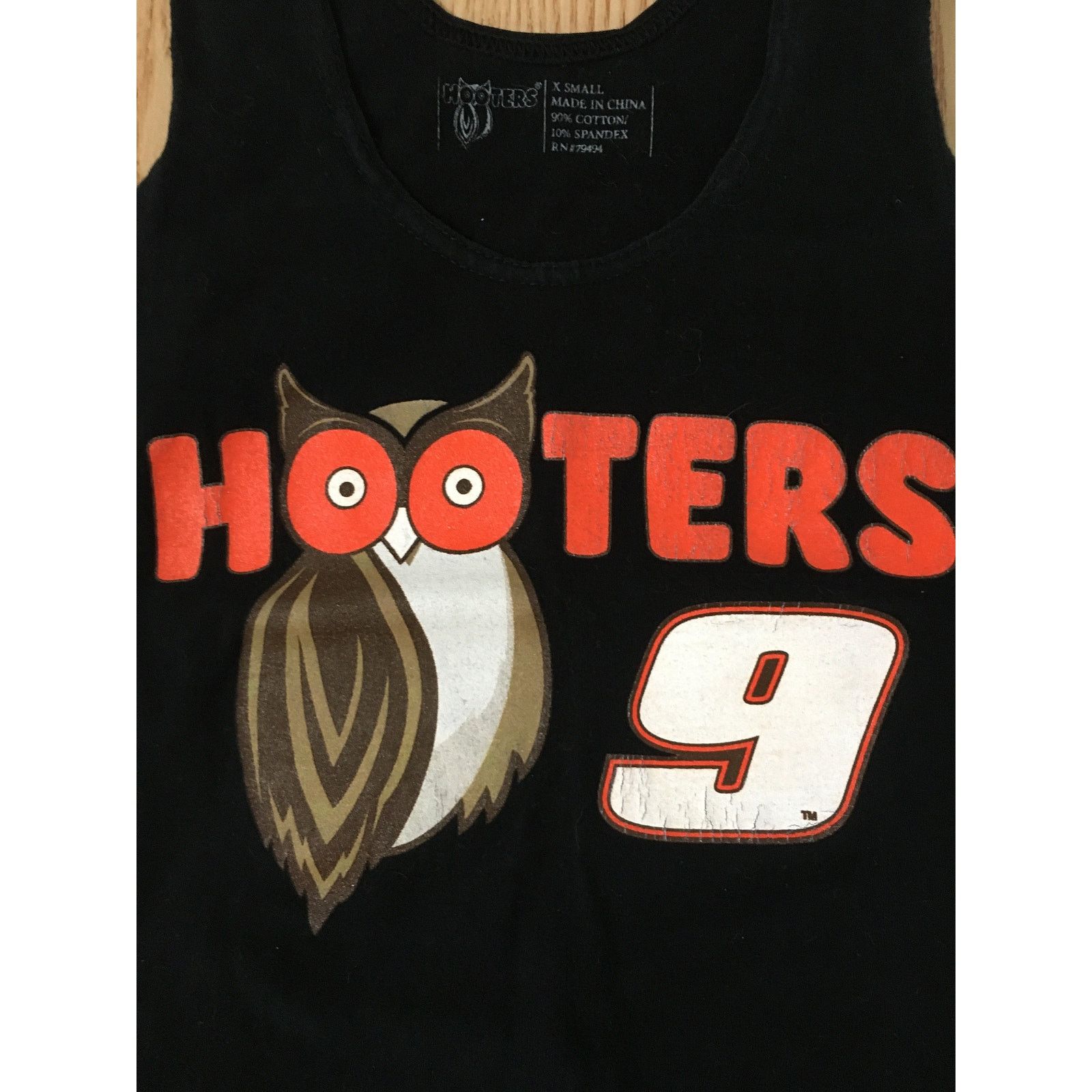 Other B43-1 Hooters Girl Worn Uniform Tank #9 Chase Elliott XS Size XS / US 0-2 / IT 36-38 - 2 Thumbnail
