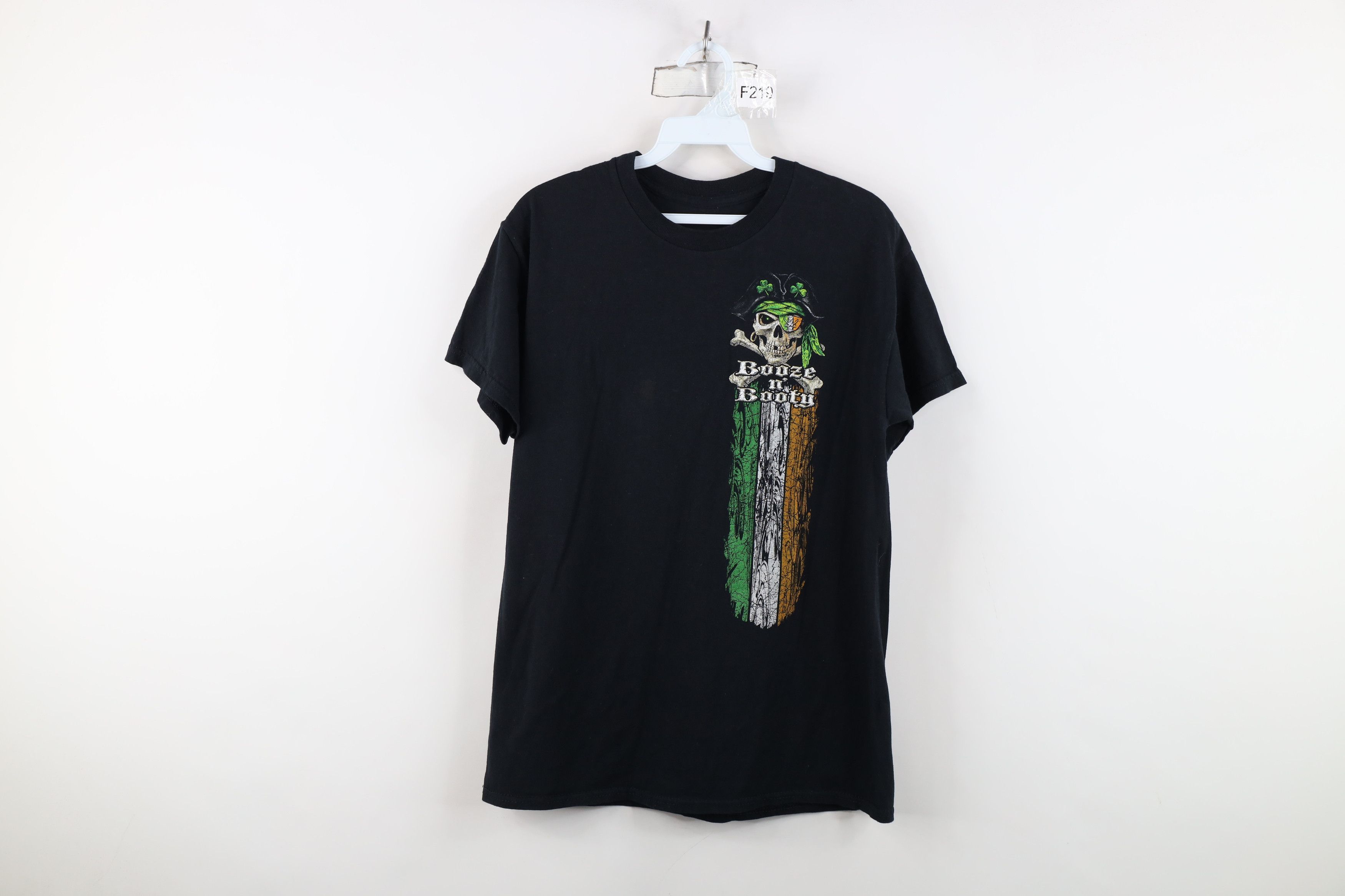 Vintage Vintage Y2K Irish Pirate Booze and Booty T-Shirt Black Size US S / EU 44-46 / 1 - 1 Thumbnail