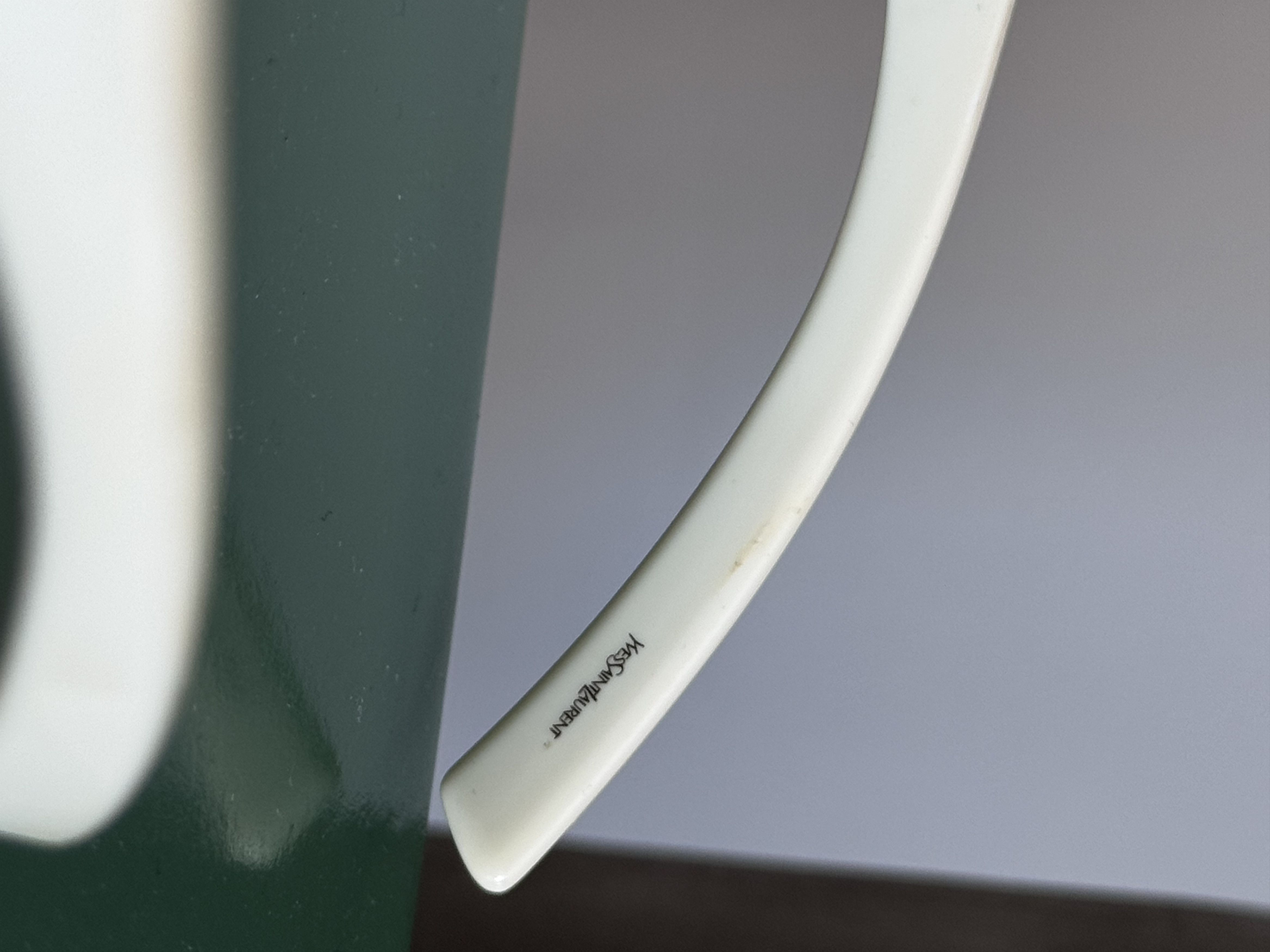 Yves Saint Laurent Vintage Saint Laurent YSL 6112/S White Oversized Sunglasses Size ONE SIZE - 7 Thumbnail