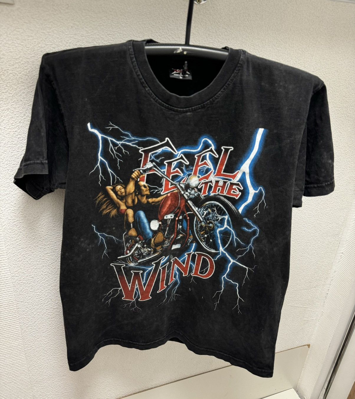 american thunder feelthewind Vintage American Thunder “ feel the wind “ t-shirt L band