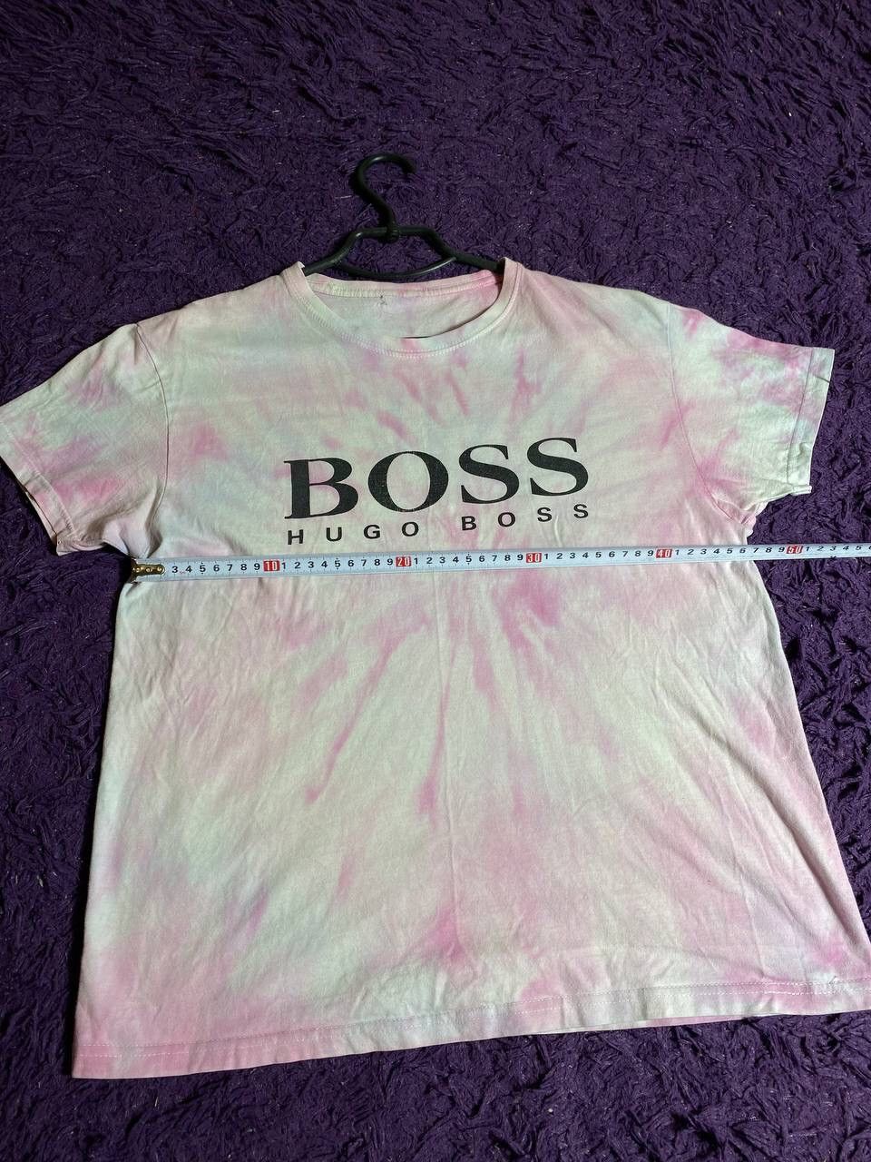 Hugo Boss × Vintage Men’s Short Sleeve Hugo Boss Graphic T-Shirt Center logo Size US M / EU 48-50 / 2 - 7 Thumbnail