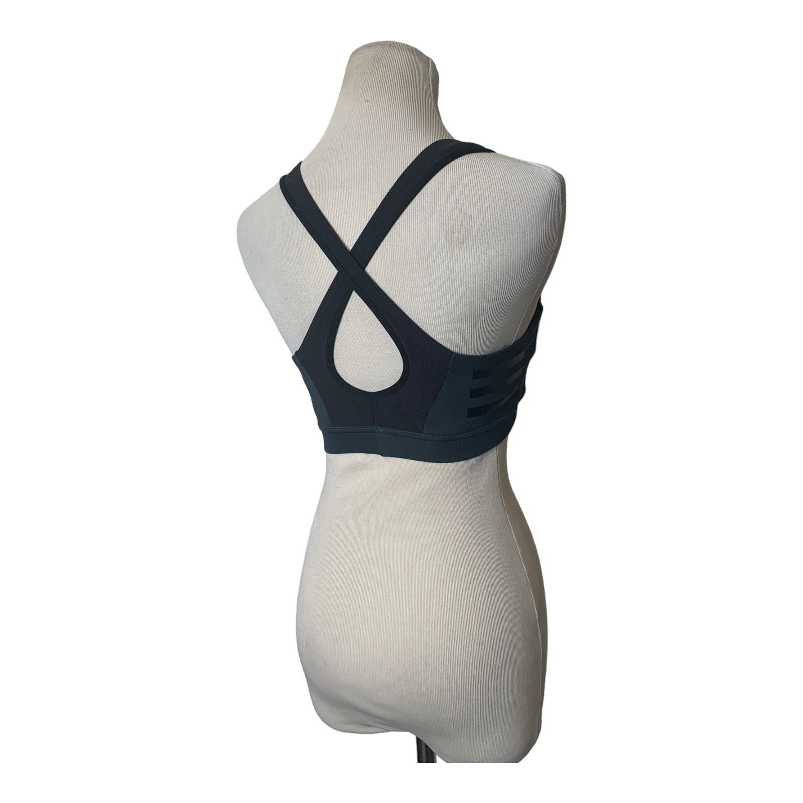 Adidas Adidas gray crossed back sports bra size XS Size XS / US 0-2 / IT 36-38 - 9 Thumbnail