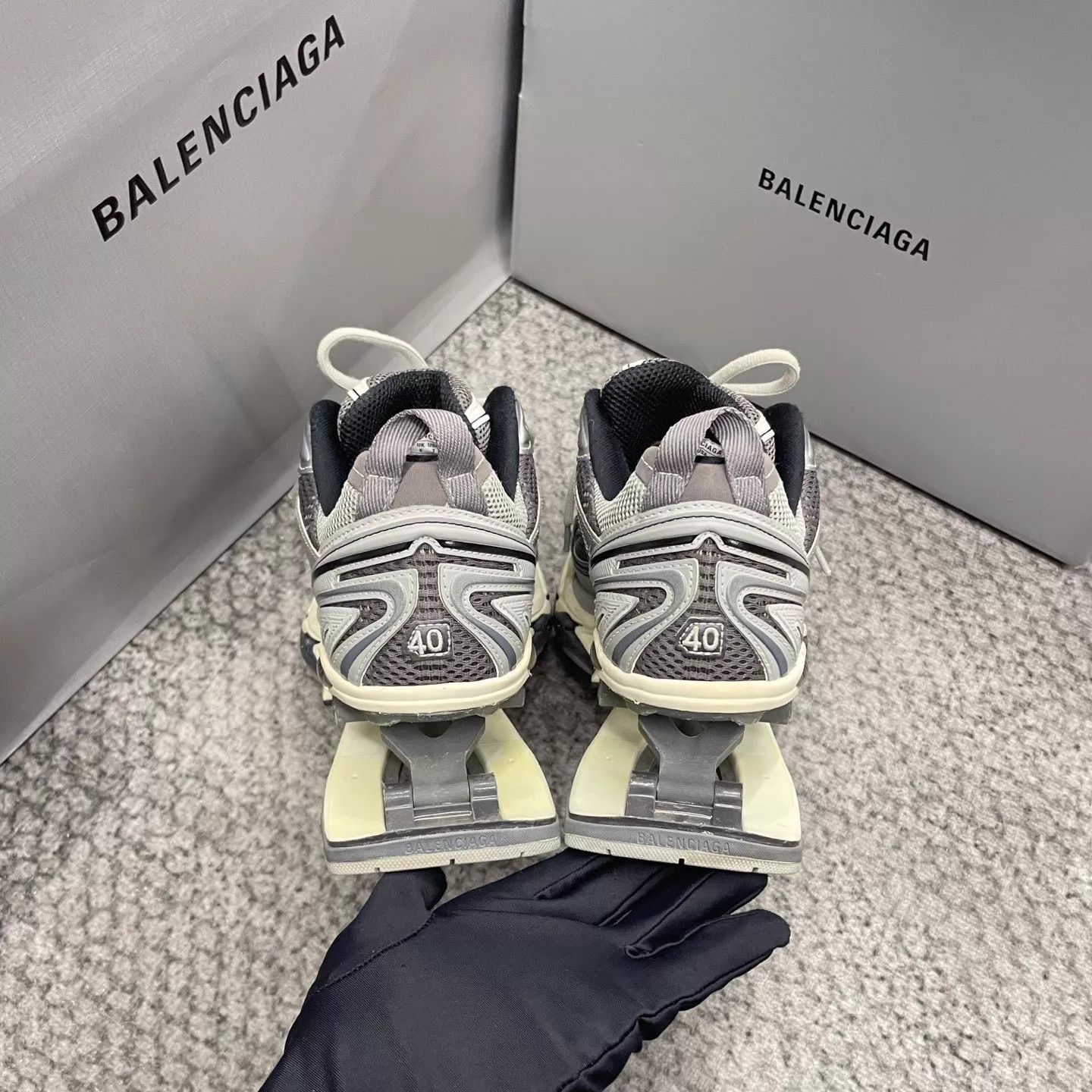 Balenciaga Balenciaga Vintage Tech Paneled Gray/Black Dad Shoes Size US 7 / EU 40 - 5 Thumbnail
