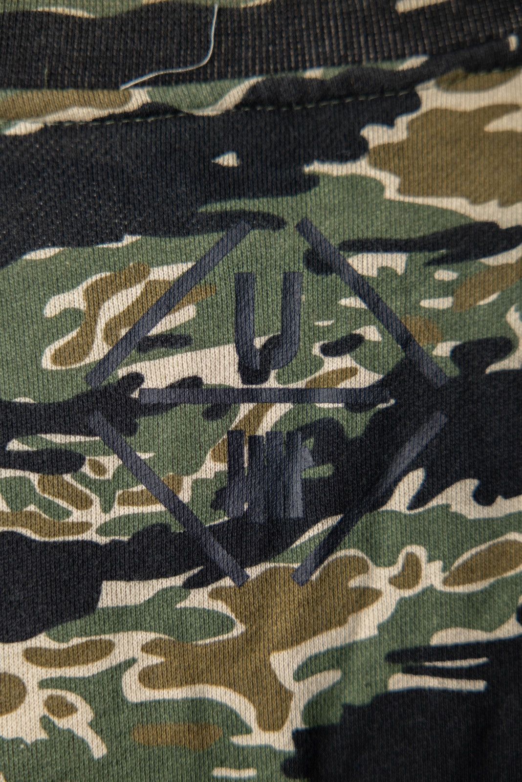 Undefeated Undefeated Tiger Stripe Camo Sweatshirt Size US S / EU 44-46 / 1 - 4 Thumbnail